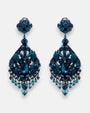 Pareja de pendientes de fiesta grandes Brisa de Cintra de Dublos, mostrando su silueta de lágrima barroca con hojas verde menta, detalles coral y lágrimas colgantes.