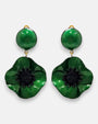 pareja de pendientes de amapola de Ciléa Paris con pétalos en color verde esmeralda esmaltado, centro negro texturizado y botón superior redondo.