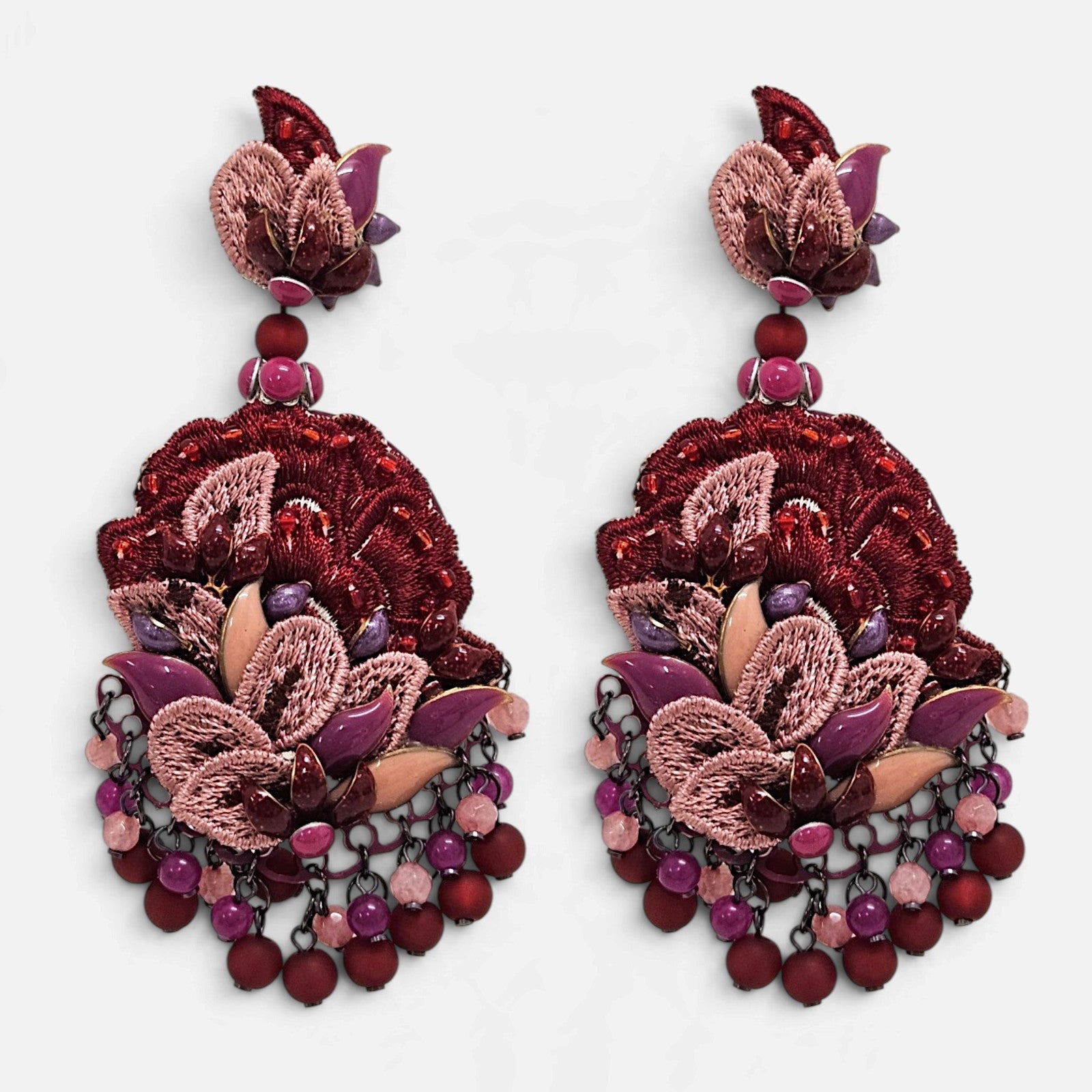 Pendientes Abanico Bordado Granate