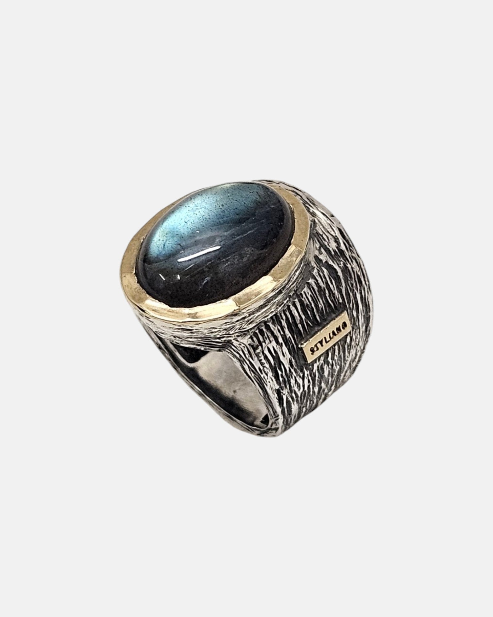 Anillo ancho de plata con labradorita