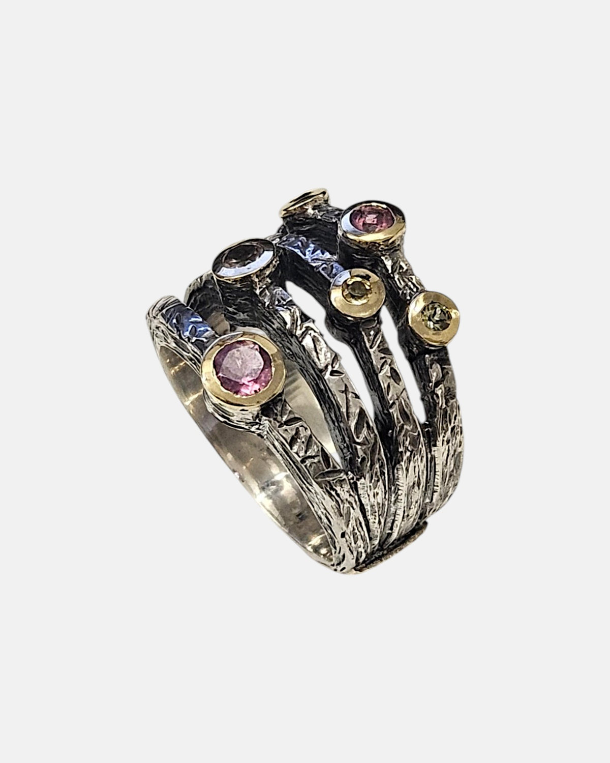 Anillo ancho de plata con gemas Gabriela Styliano