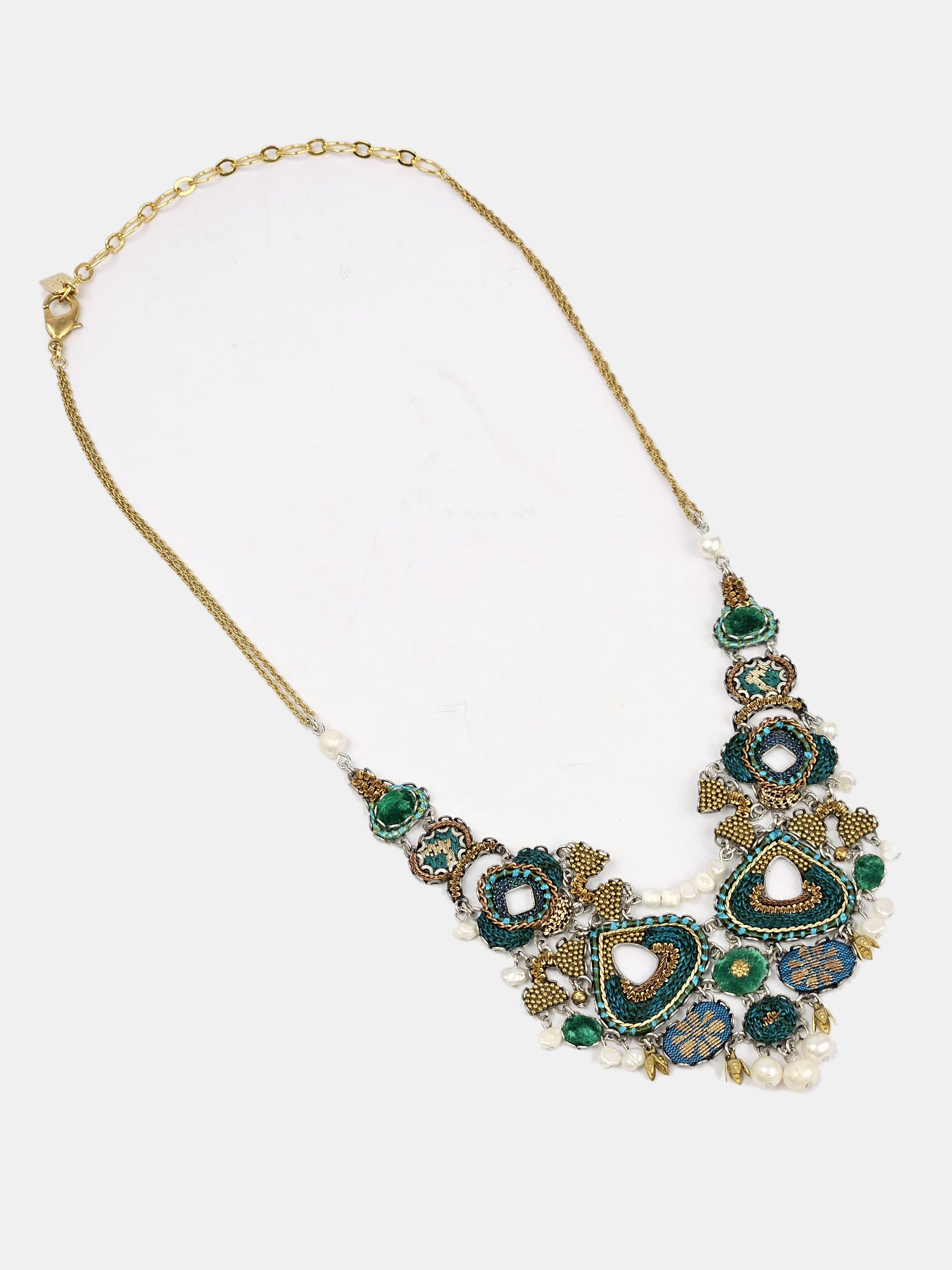 Collar Royal Velvet verde perlas