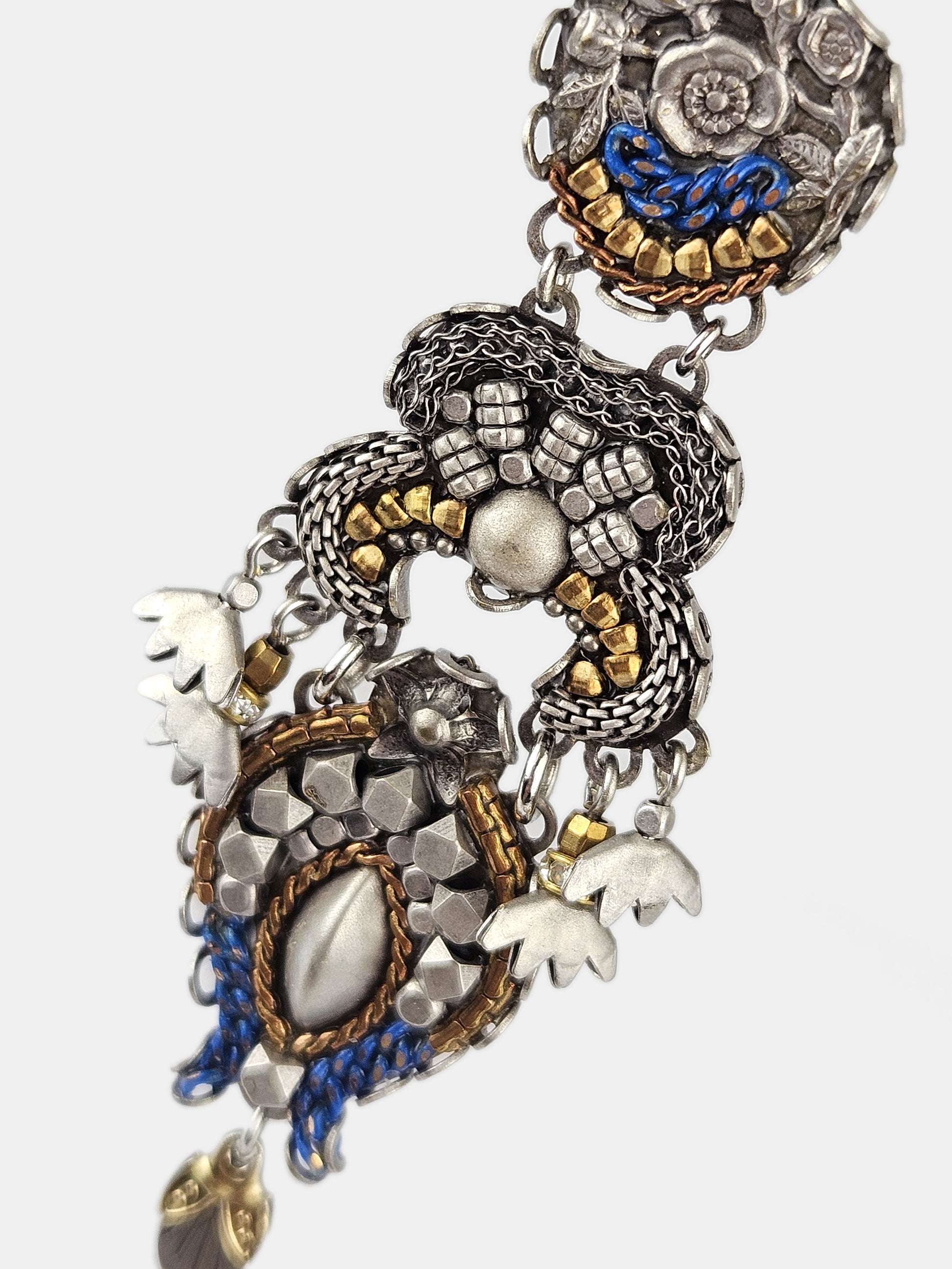 Pendientes Contemplation Ayala Bar