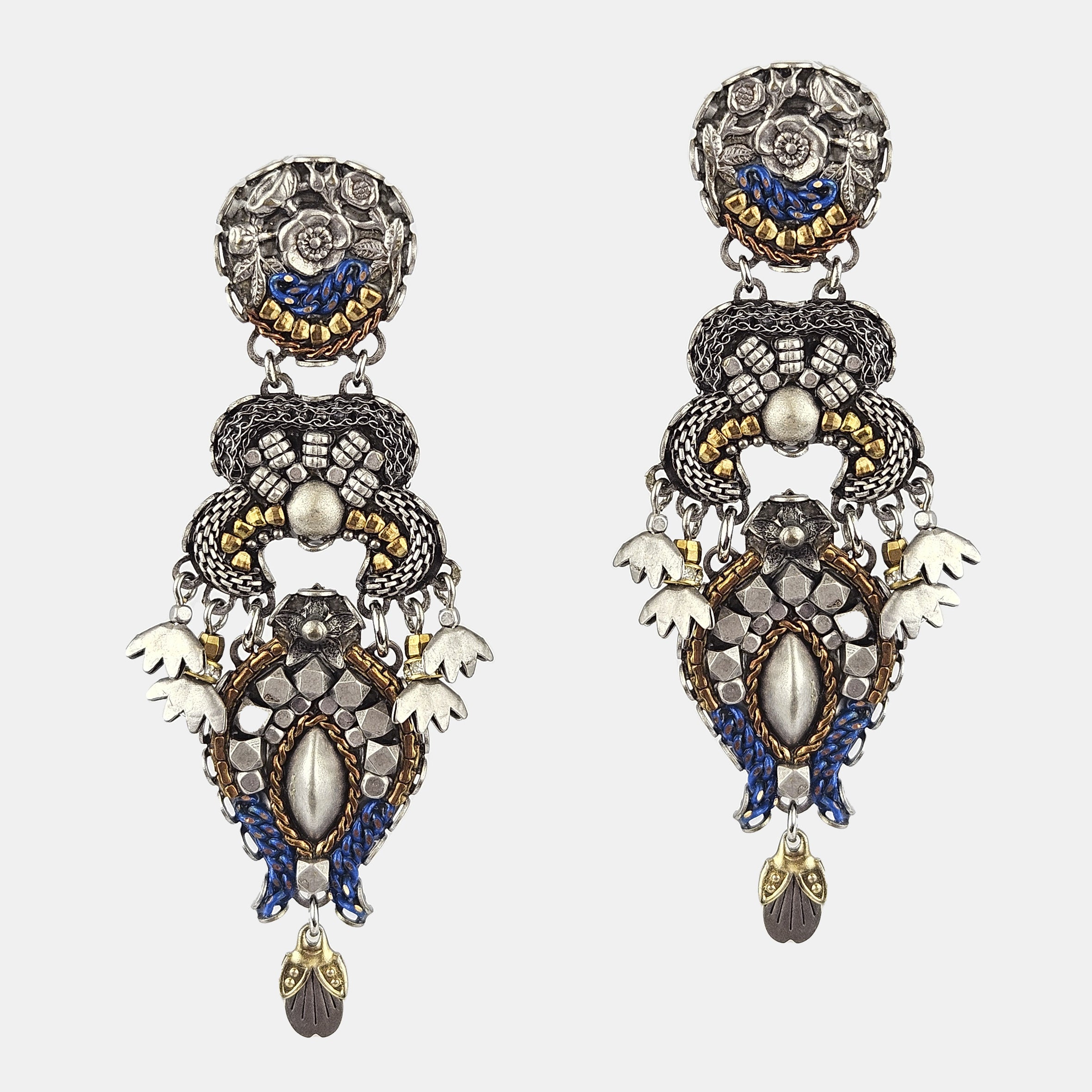 Pendientes Contemplation Ayala Bar