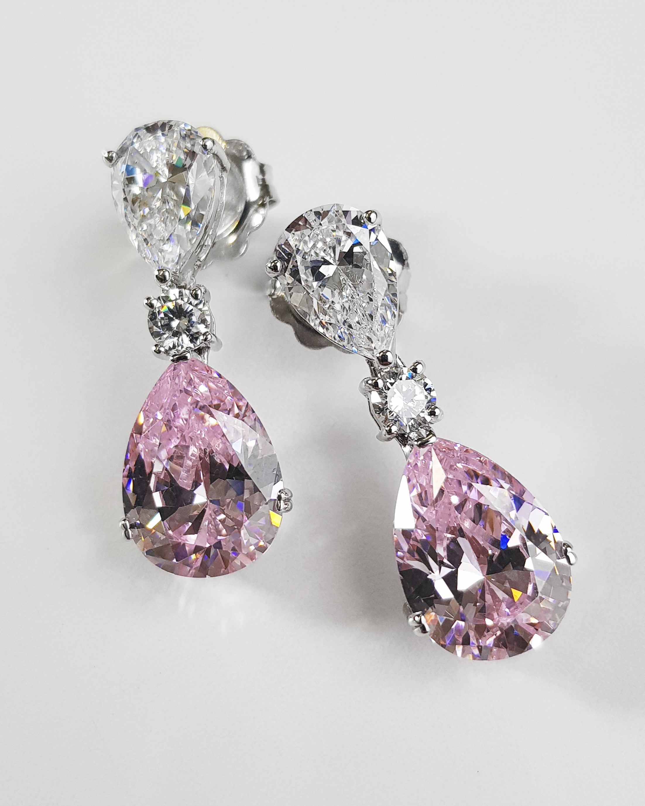 Pendiente plata y zirconita rosa pera