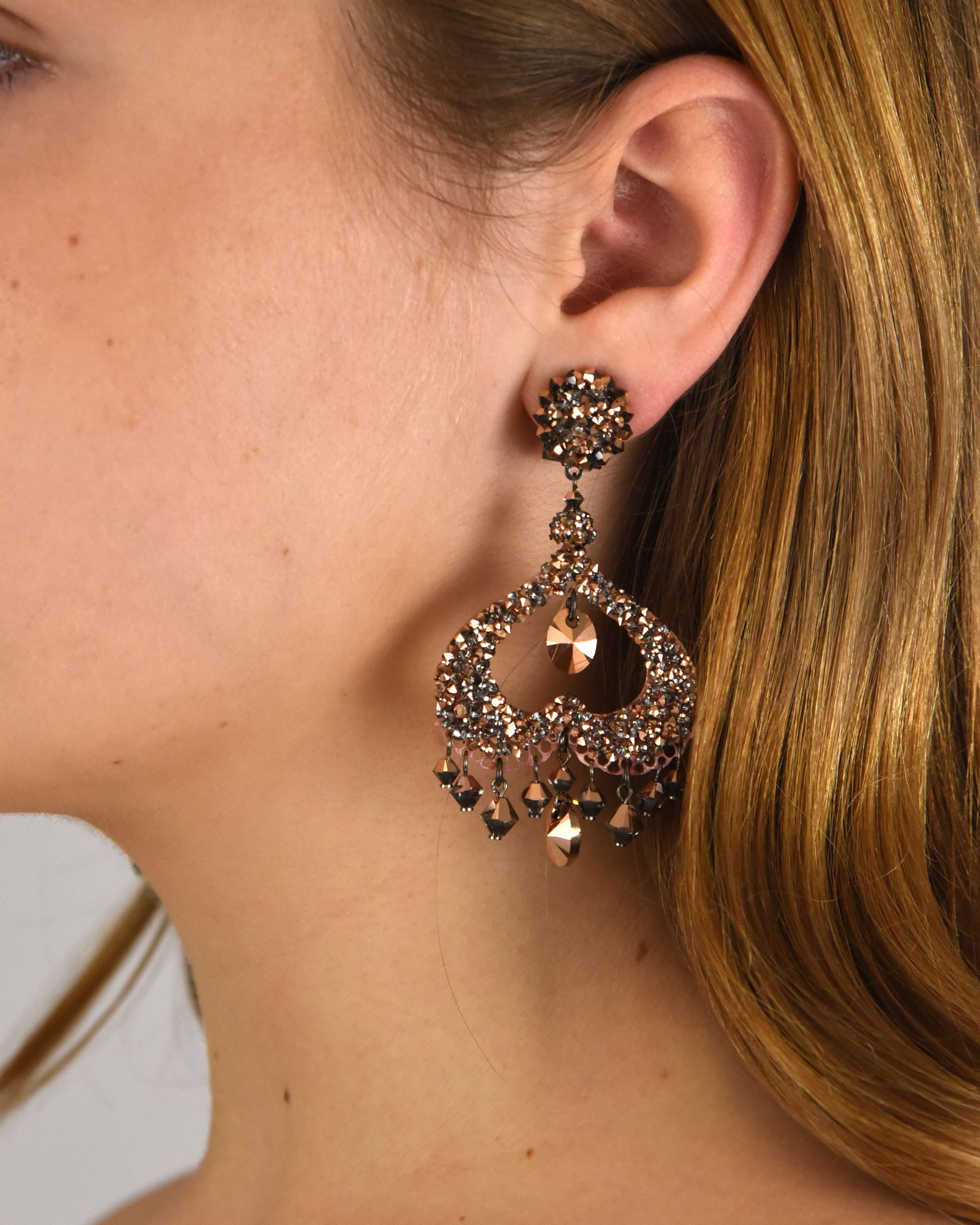 Swarovski bronze party earring 
