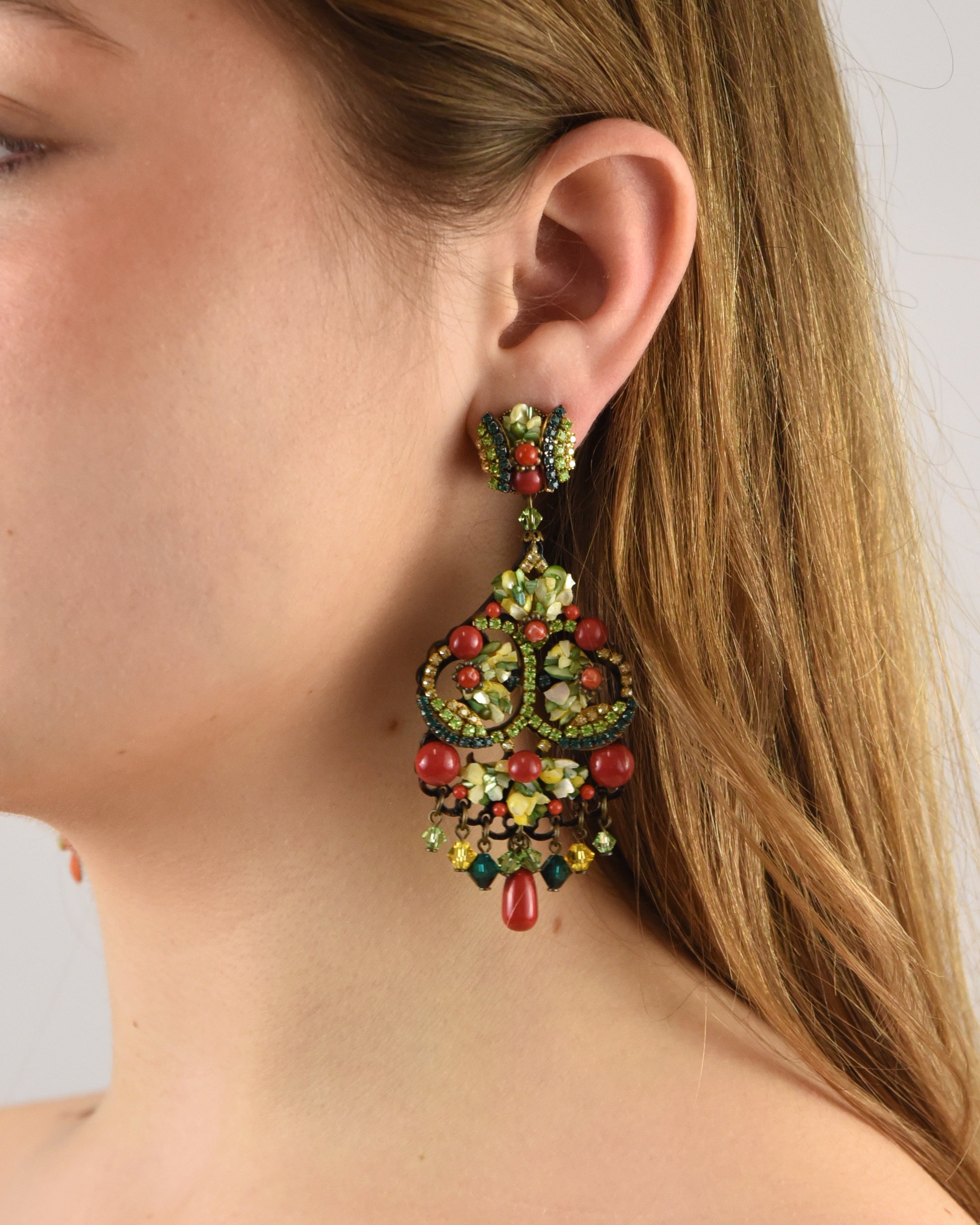 Pendientes Dublos largos en verdes y rojo