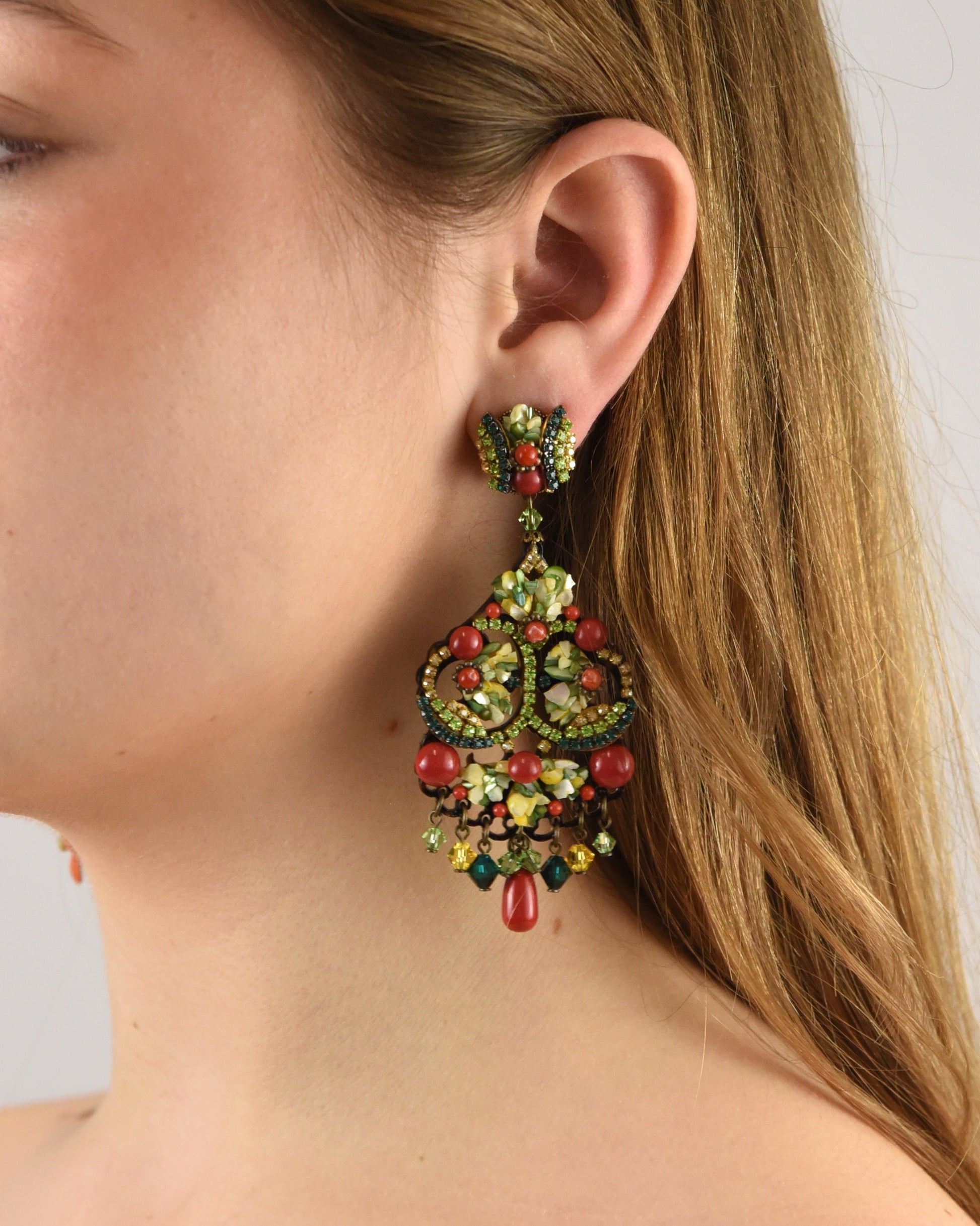 Pendientes Dublos largos en verdes y rojo