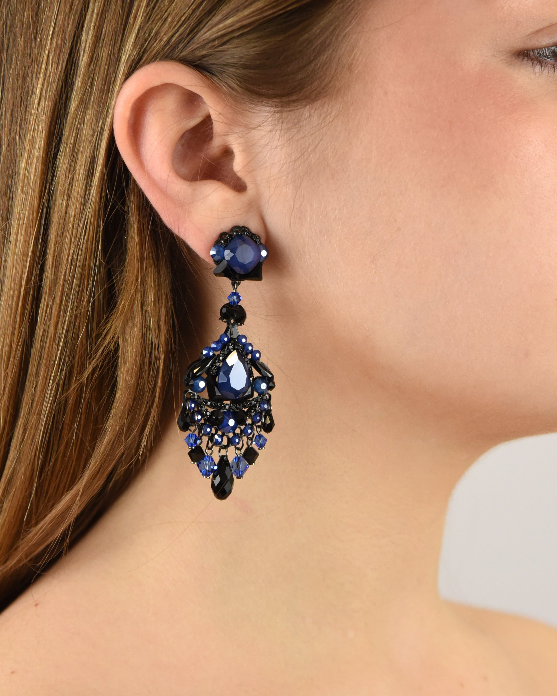 Pendientes Dublos cristales Swarovski azul y negro