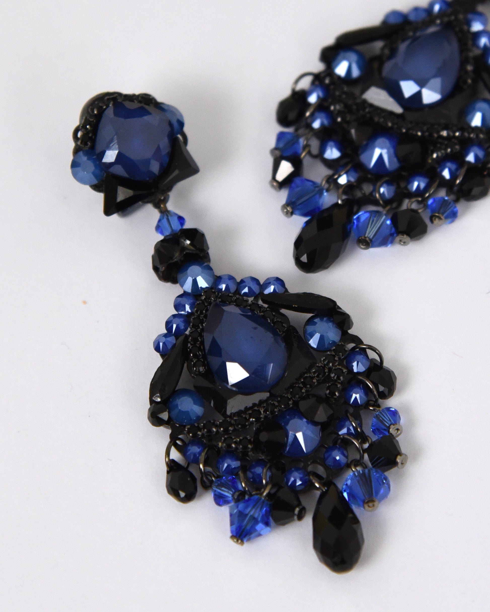 Pendientes Dublos cristales Swarovski azul y negro