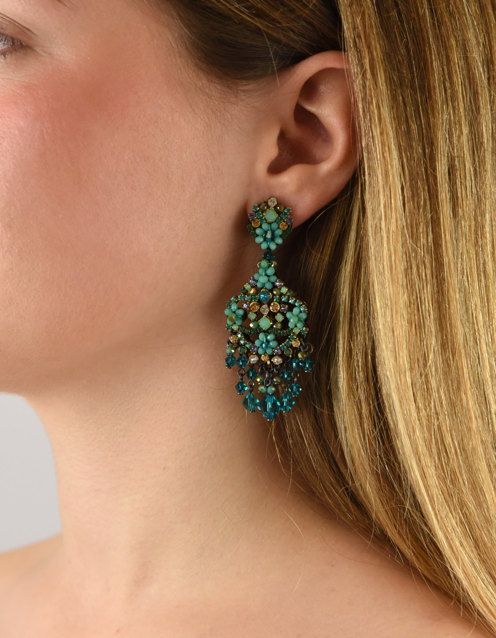 Dublos earrings with Swarovski crystals in shades of green 