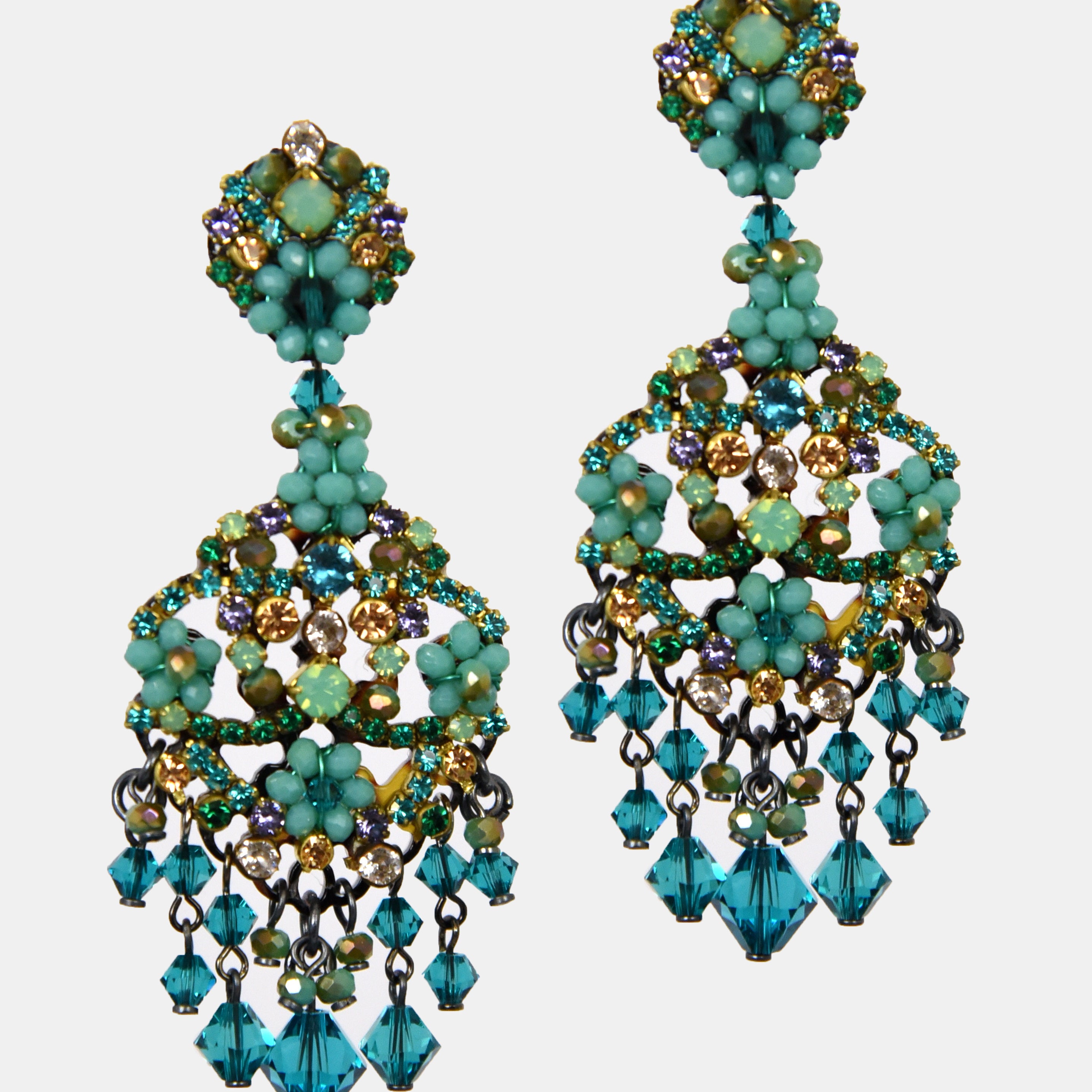 Dublos earrings with Swarovski crystals in shades of green 