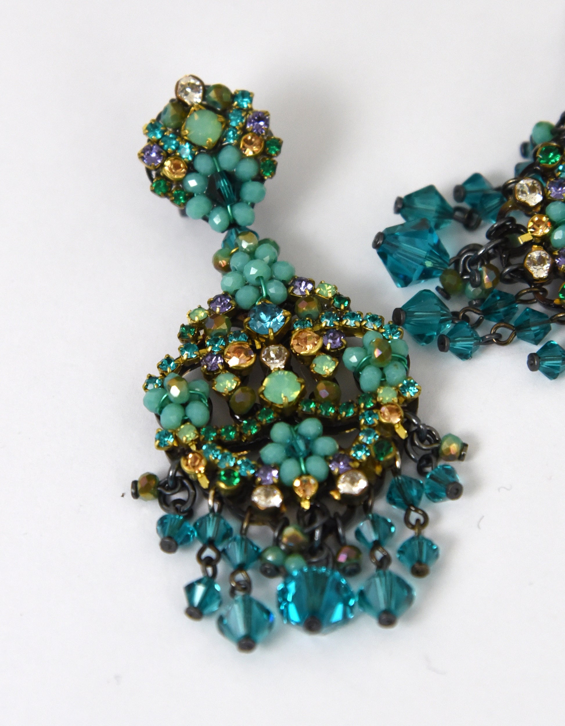 Dublos earrings with Swarovski crystals in shades of green 