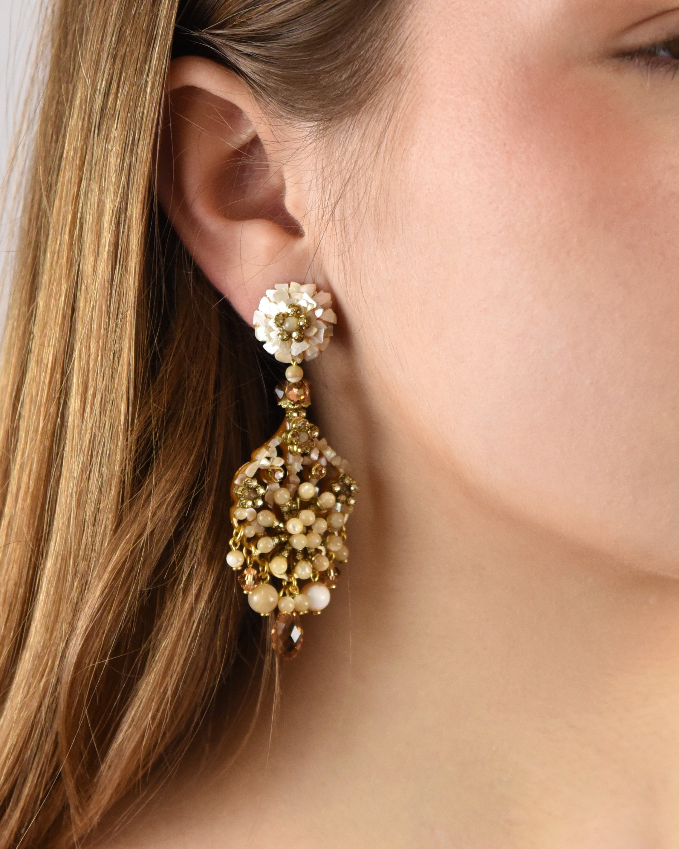 Pendientes fiesta y ceremonia Dublos dorados