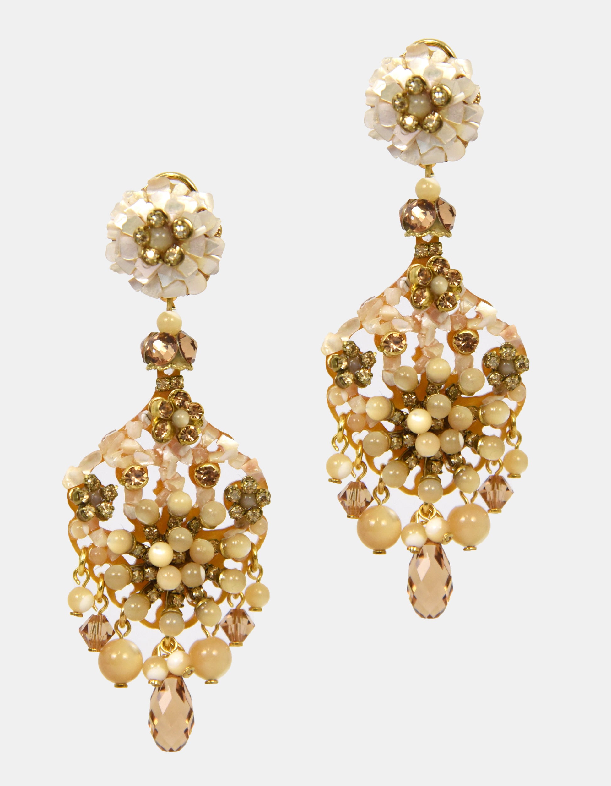 Pendientes fiesta y ceremonia Dublos dorados