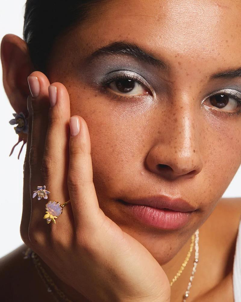 Anillo Magnolia Lavanda Perla Cristal