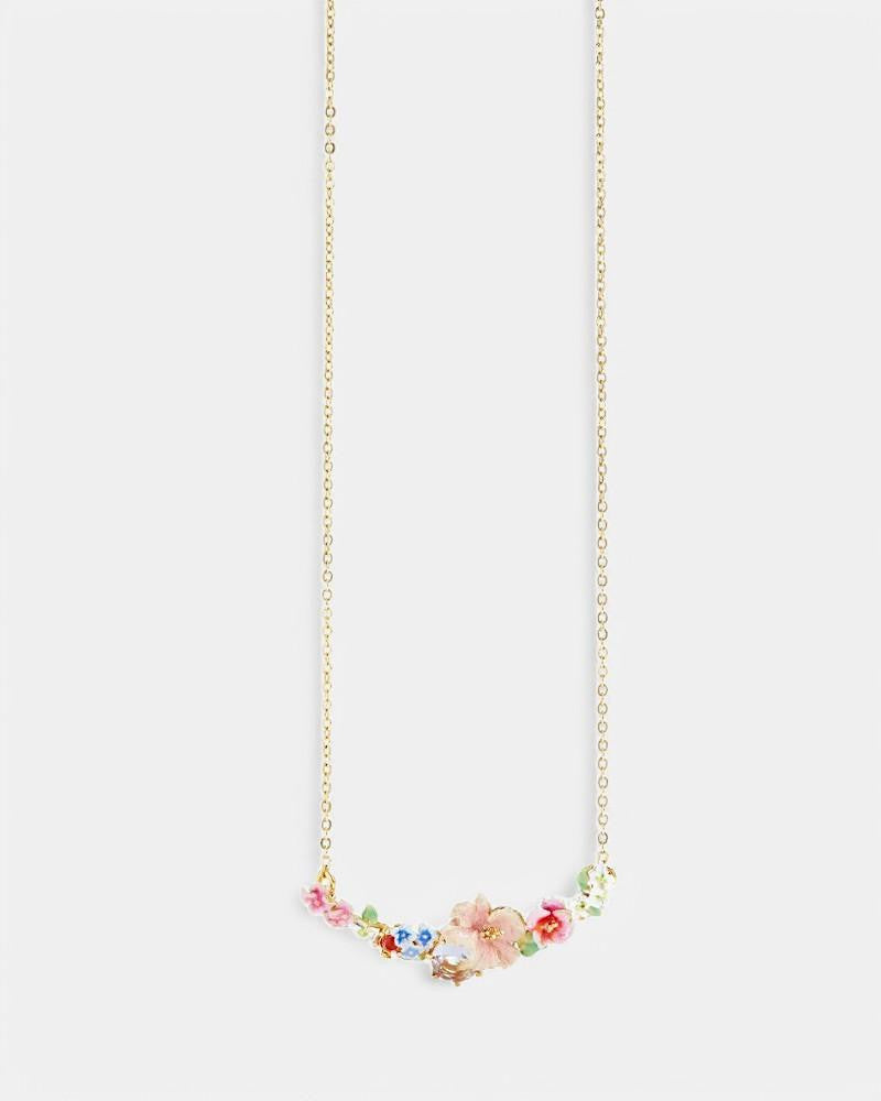 Collar Pechera Flores Malvarrosa
