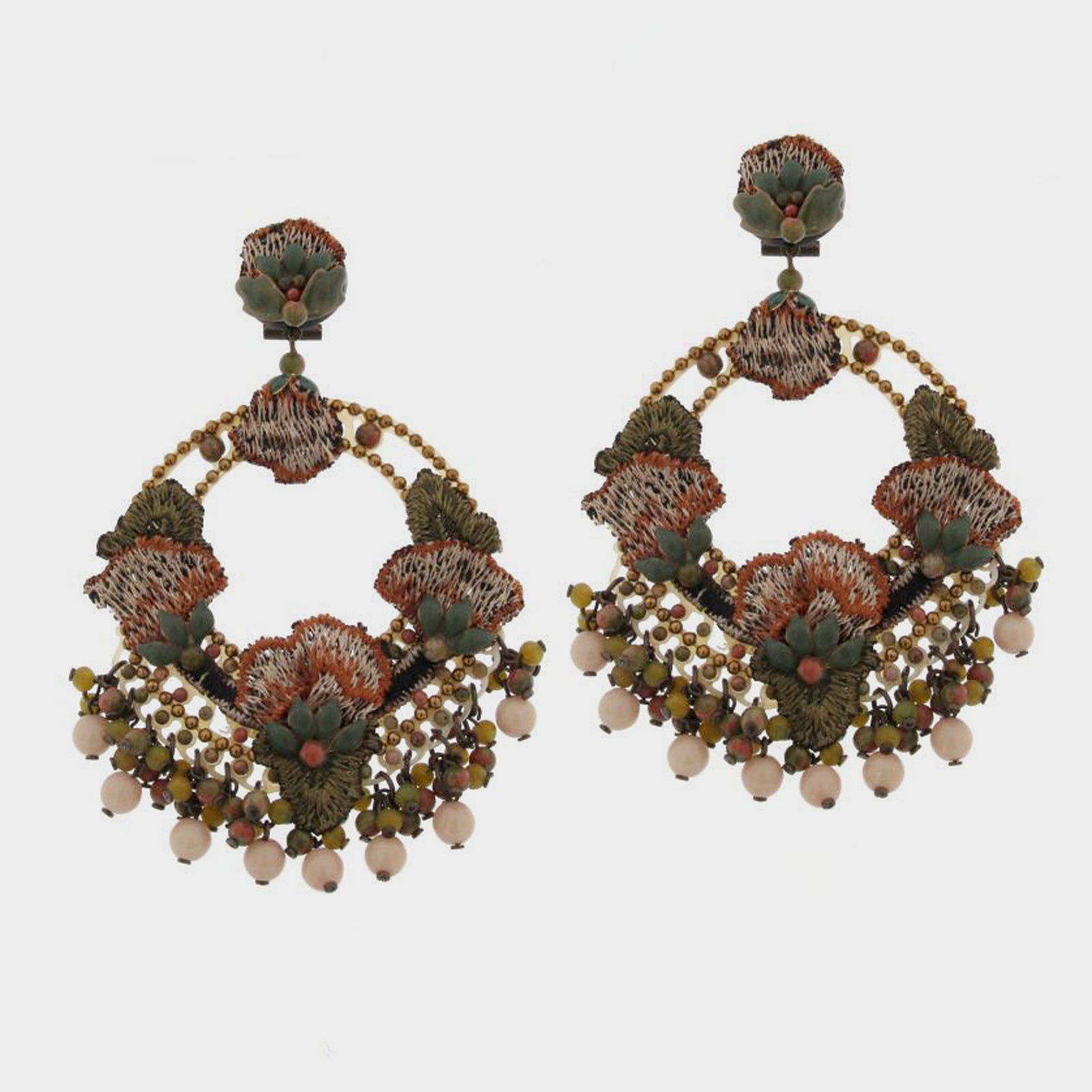 Dublos embroidered fabric pendant