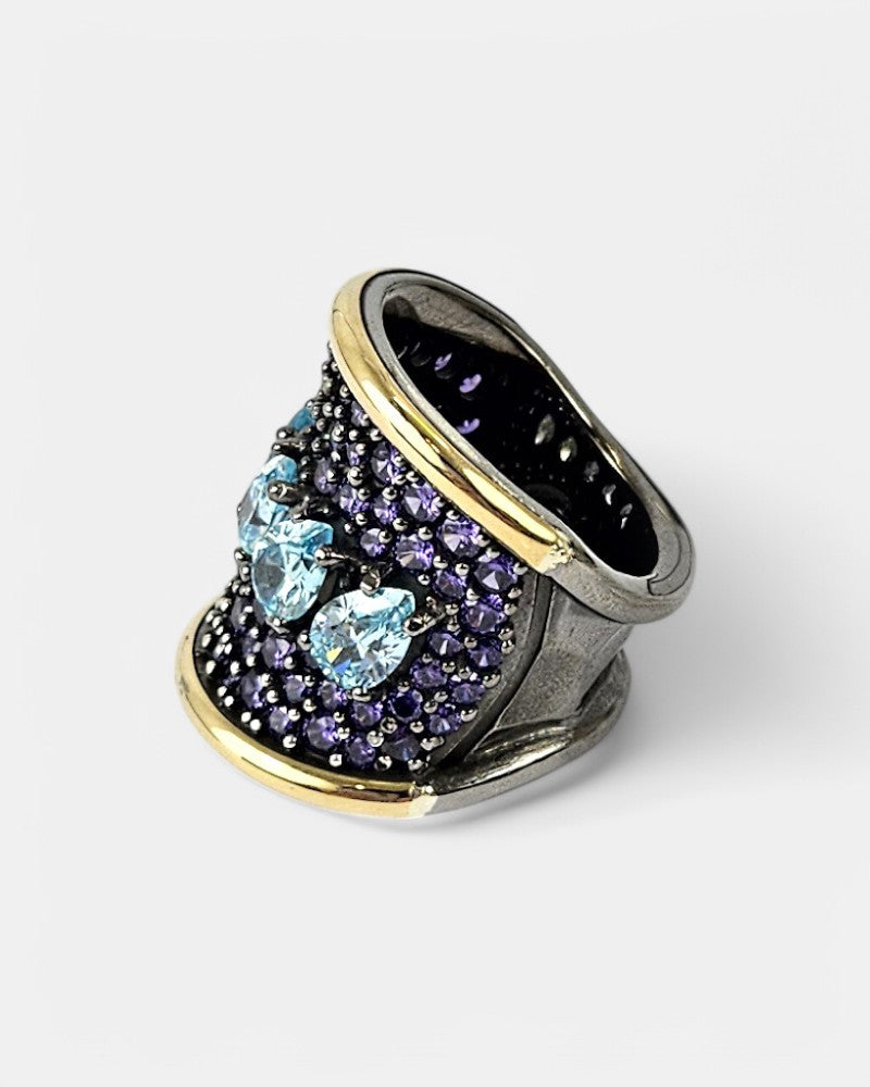 Anillo de plata con circonitas y piedras semipreciosas