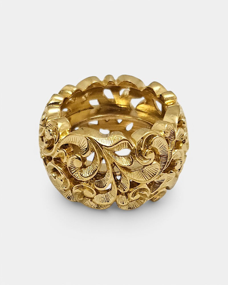 Anillo de plata tallada dorado