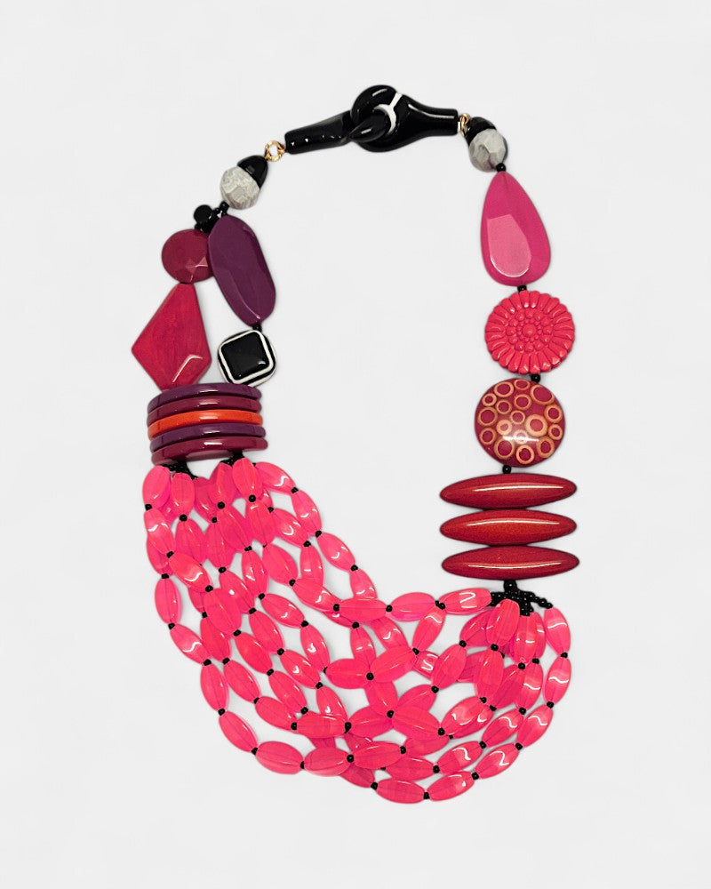 Collar corto artesanal Blush rosa