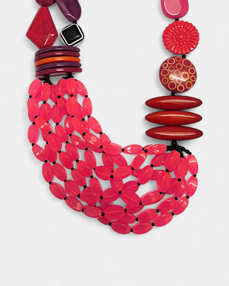 Collar corto artesanal Blush rosa