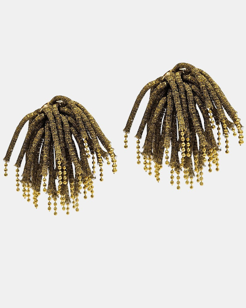 Metal dot pom-pom earring