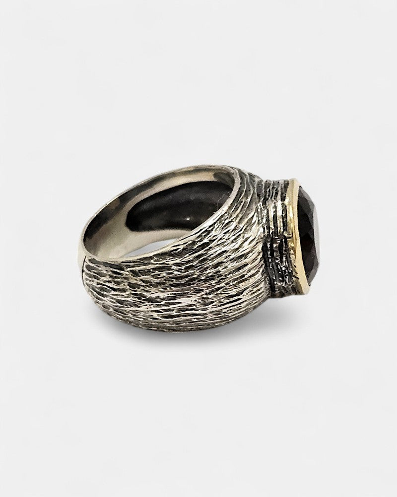 Sortija de plata y cuarzo fumé