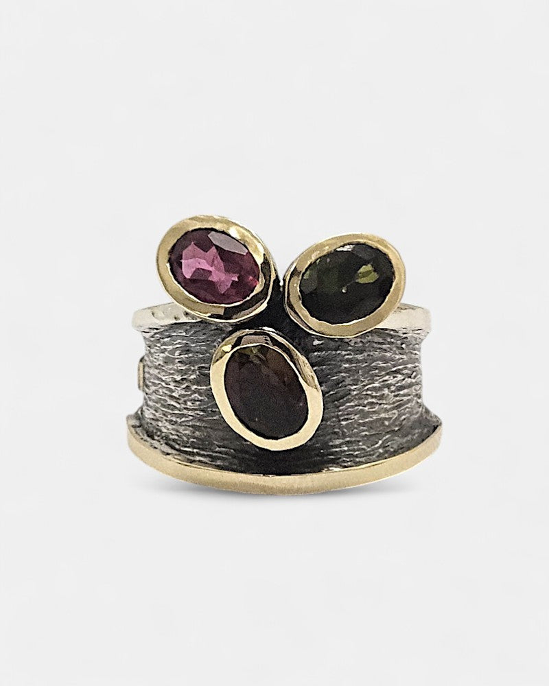 Sortija de plata y turmalinas