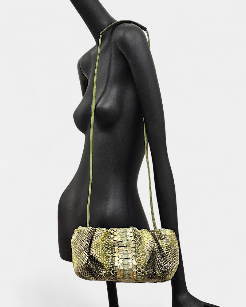 Pochette piel de serpiente verde