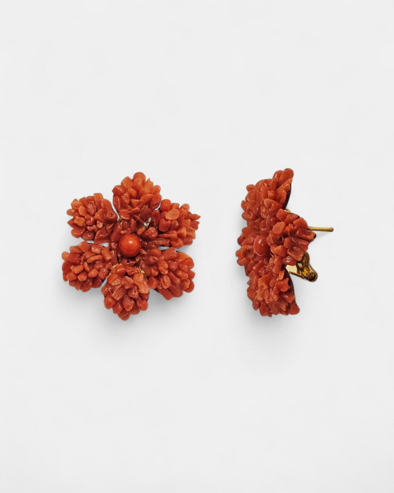 Pendientes de coral flor