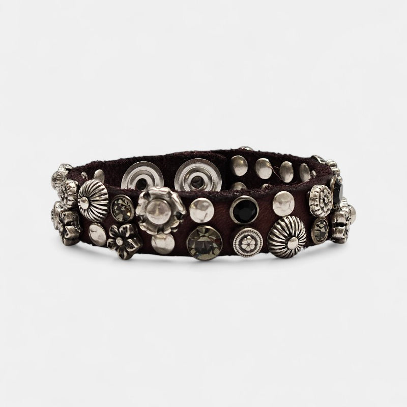 Pulsera Campomaggi piel y tachas granate