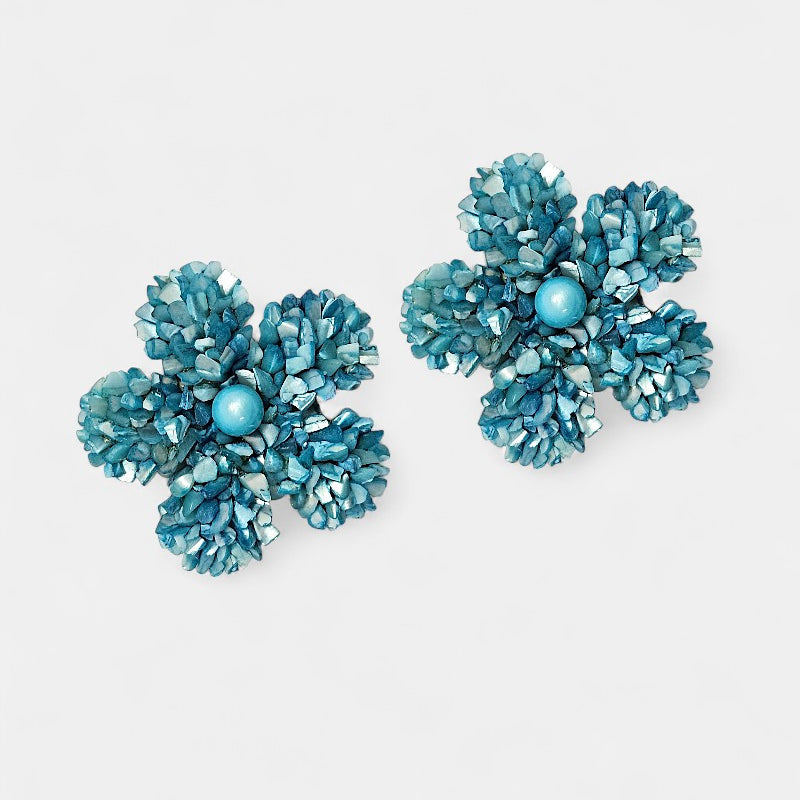 Boucles d'oreilles en nacre bleue