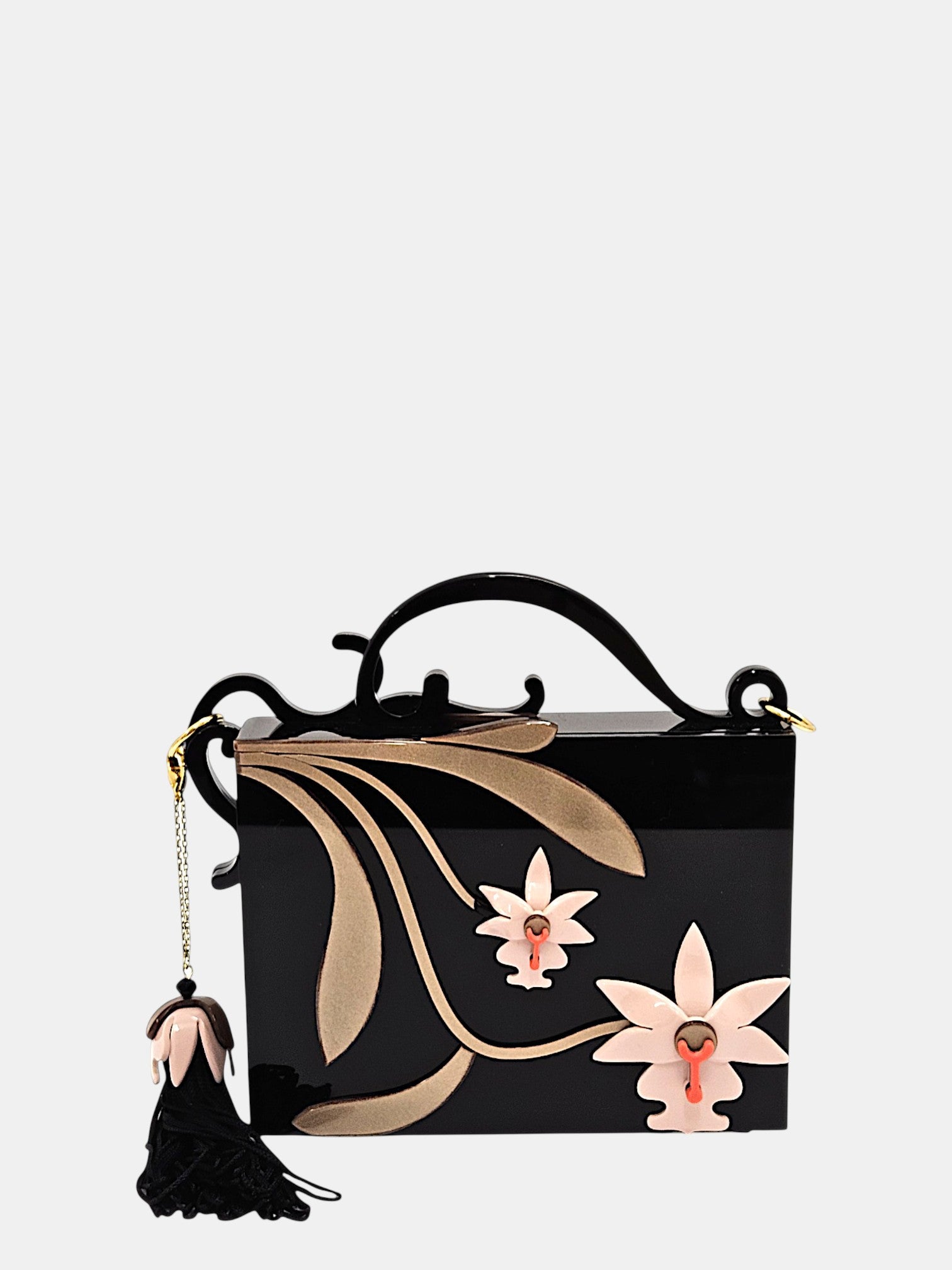 Bolso Gissa Bicalho de metacrilato negro con flores en relieve