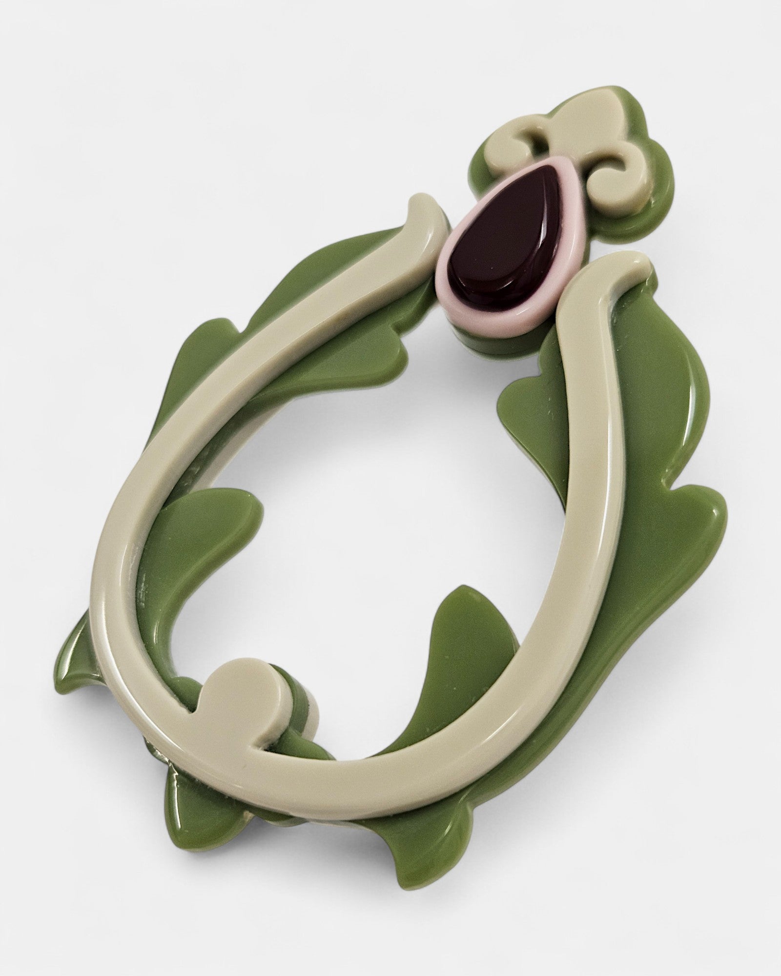 Pendientes Verdalis de diseño floral en resina verde y burdeos