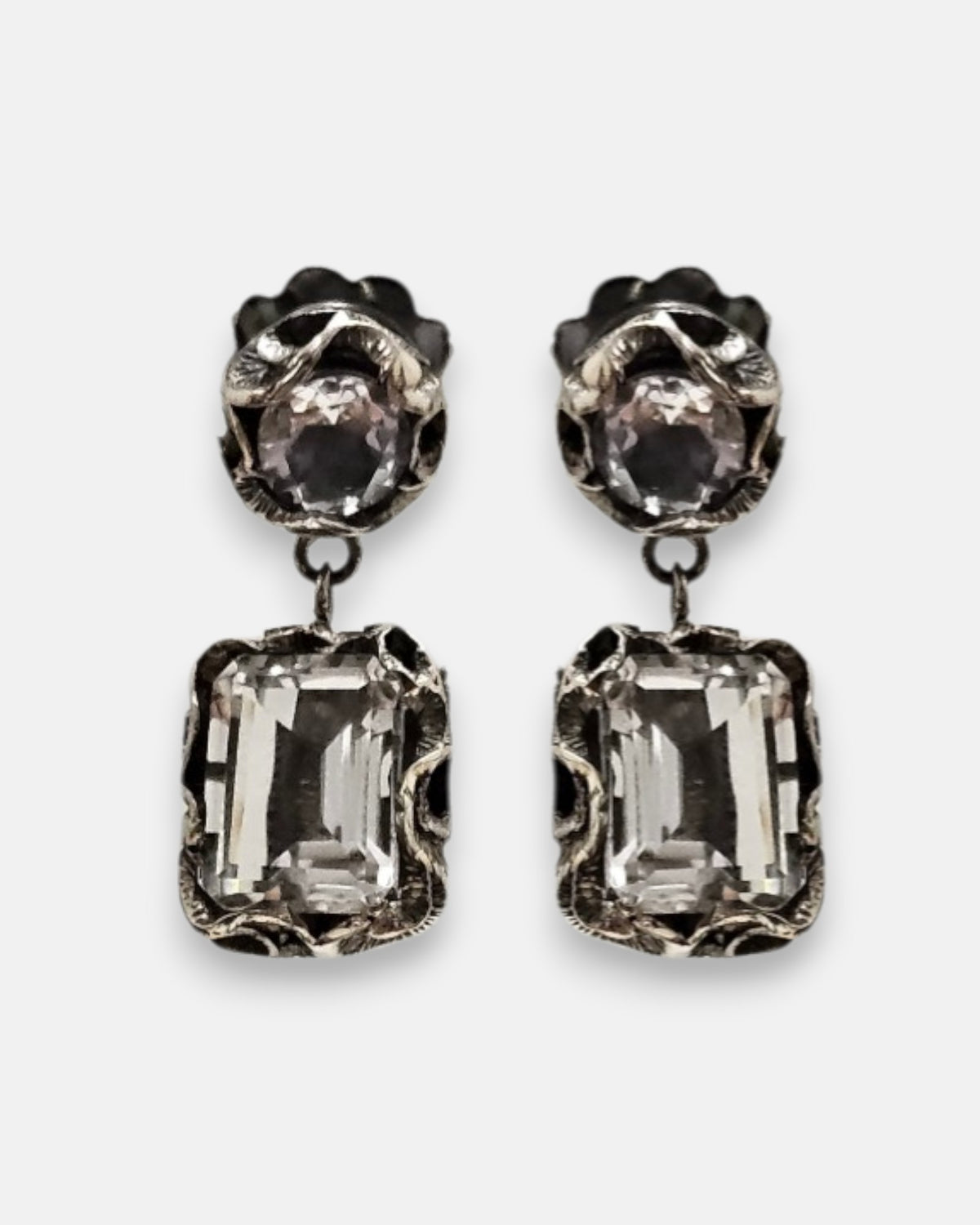 pendientes Astra de Maria e Luisa Jewels en plata 925 bruñida con dobles cristales transparentes.