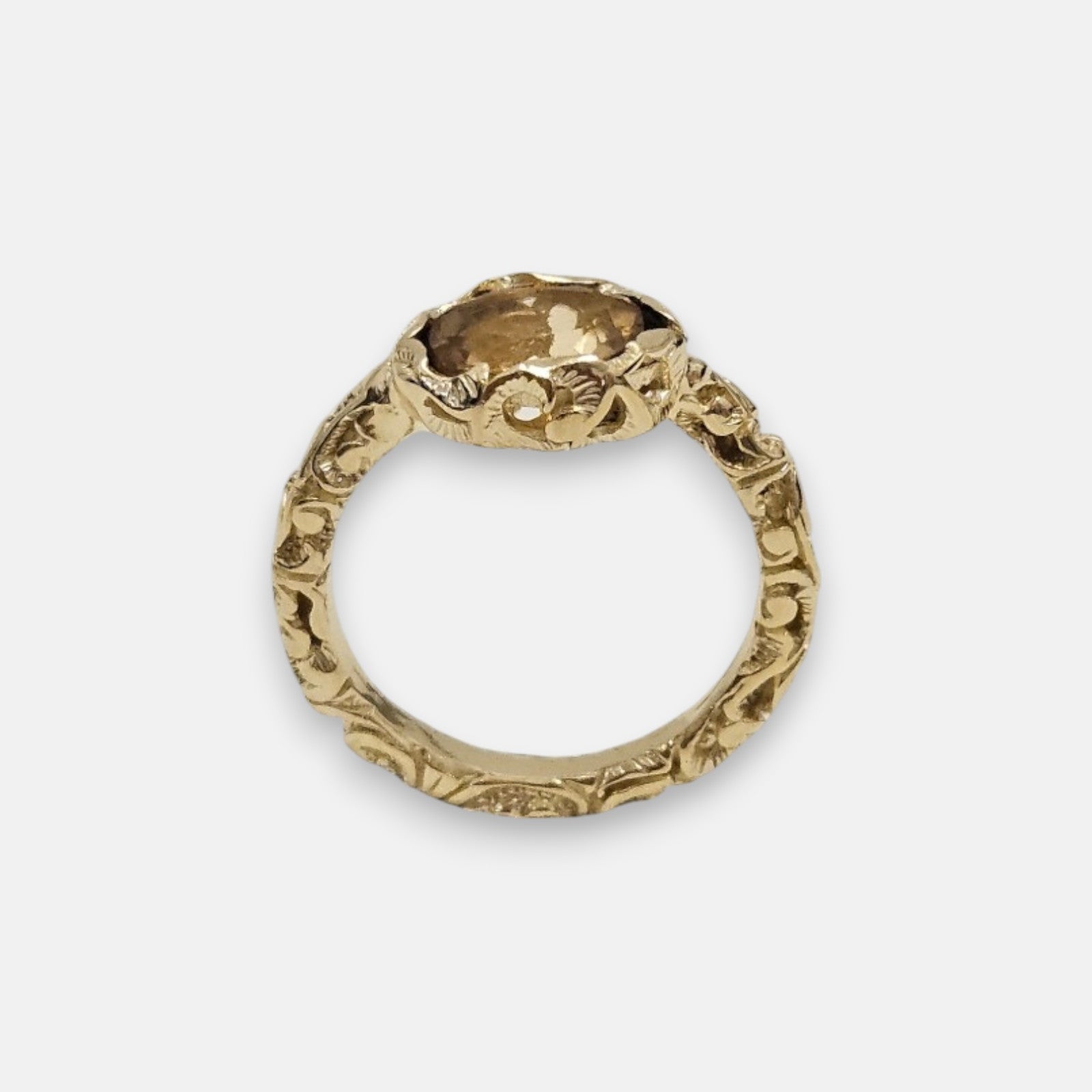 anillo Ludovica de Maria e Luisa Jewels en plata 925 chapada en oro con cristal ovalado ámbar.