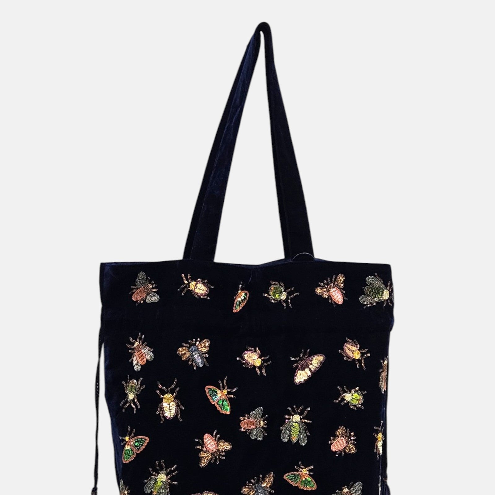 bolso tote Cabas en Velours Insectes Brodés Bleu Nuit de Olivia Dar en terciopelo azul noche con insectos bordados.