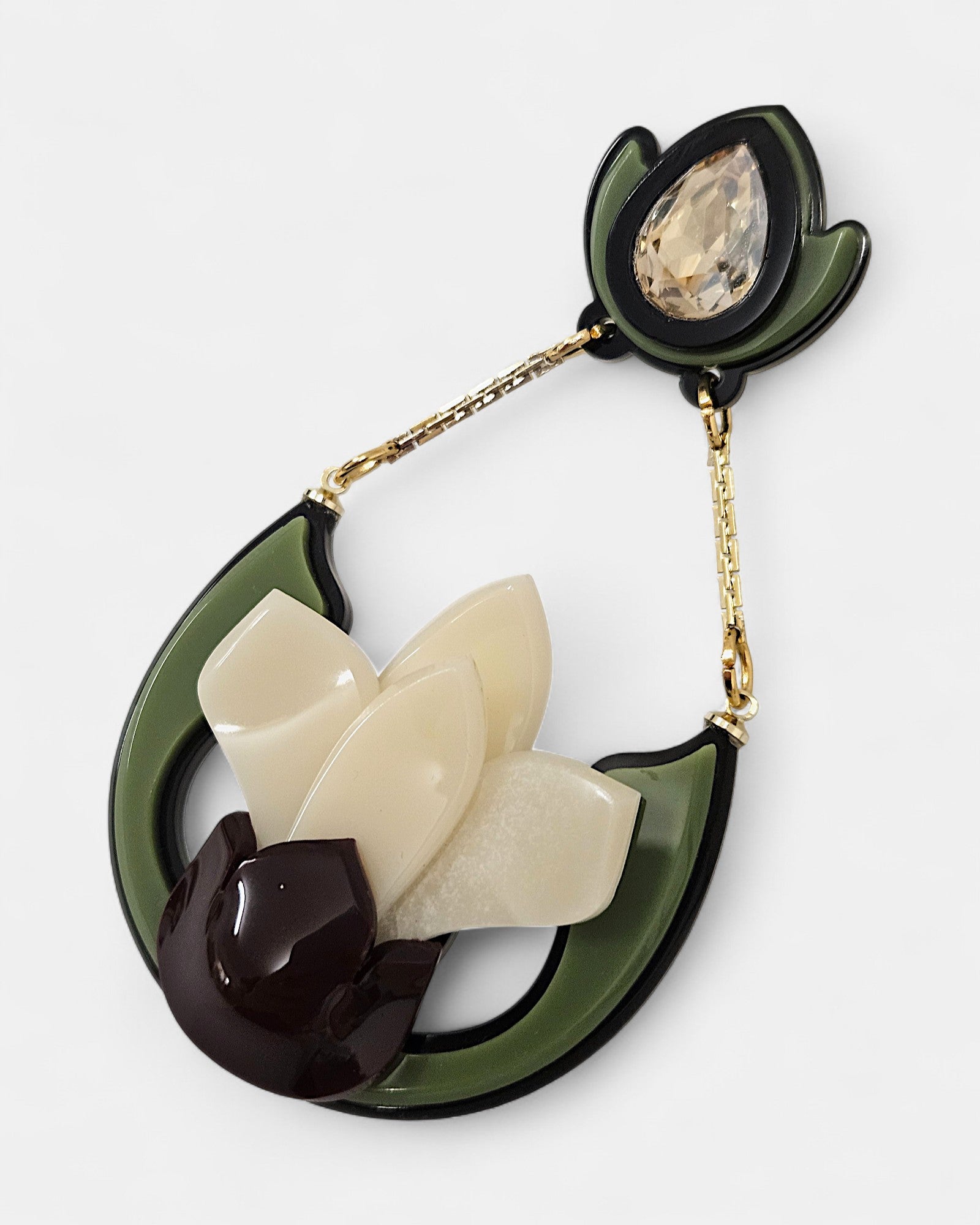 Pendientes Lotus en acrílico verde y marfil con cristal lágrima