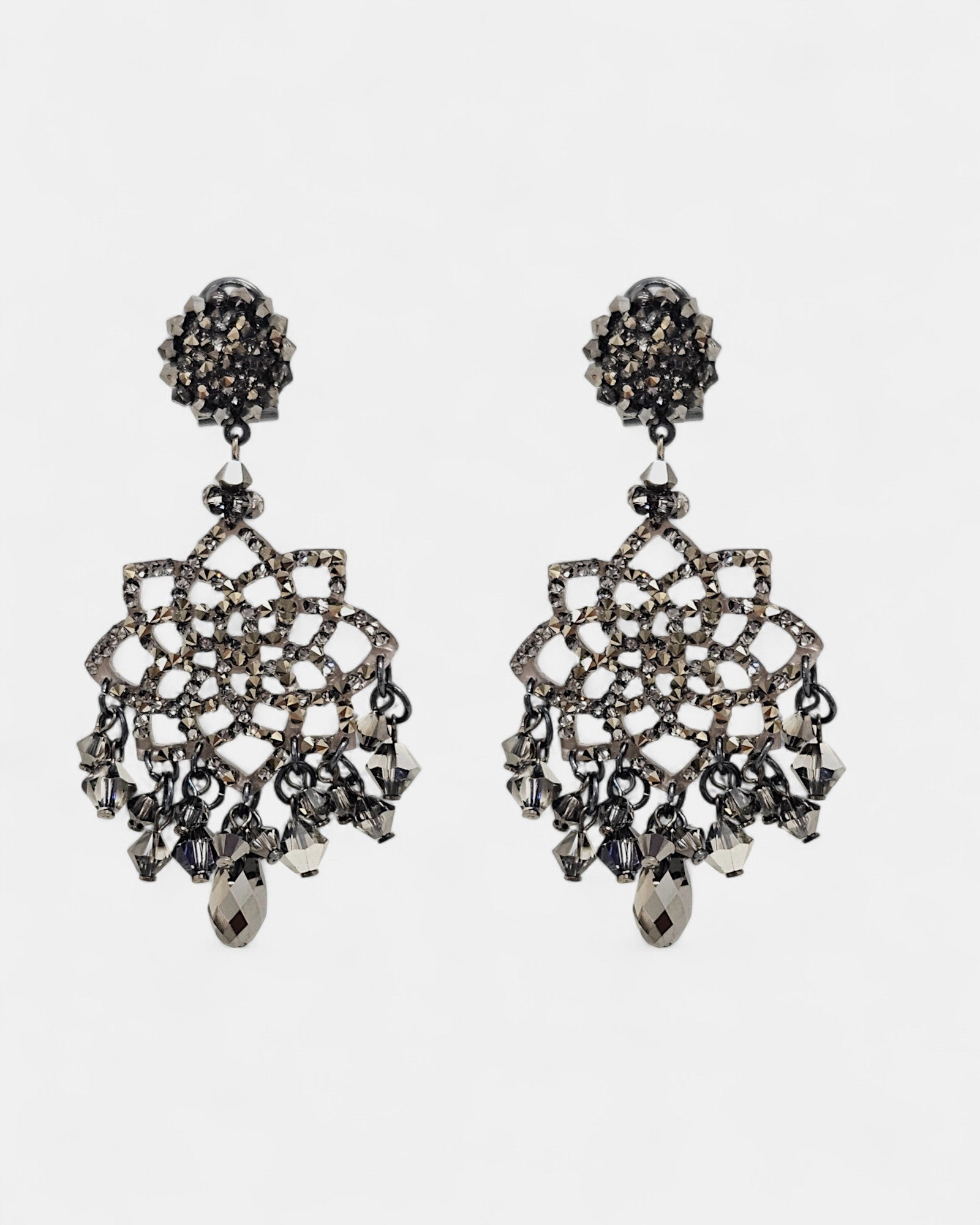 Pendientes Nocturna en filigrana con cristales ahumados facetados