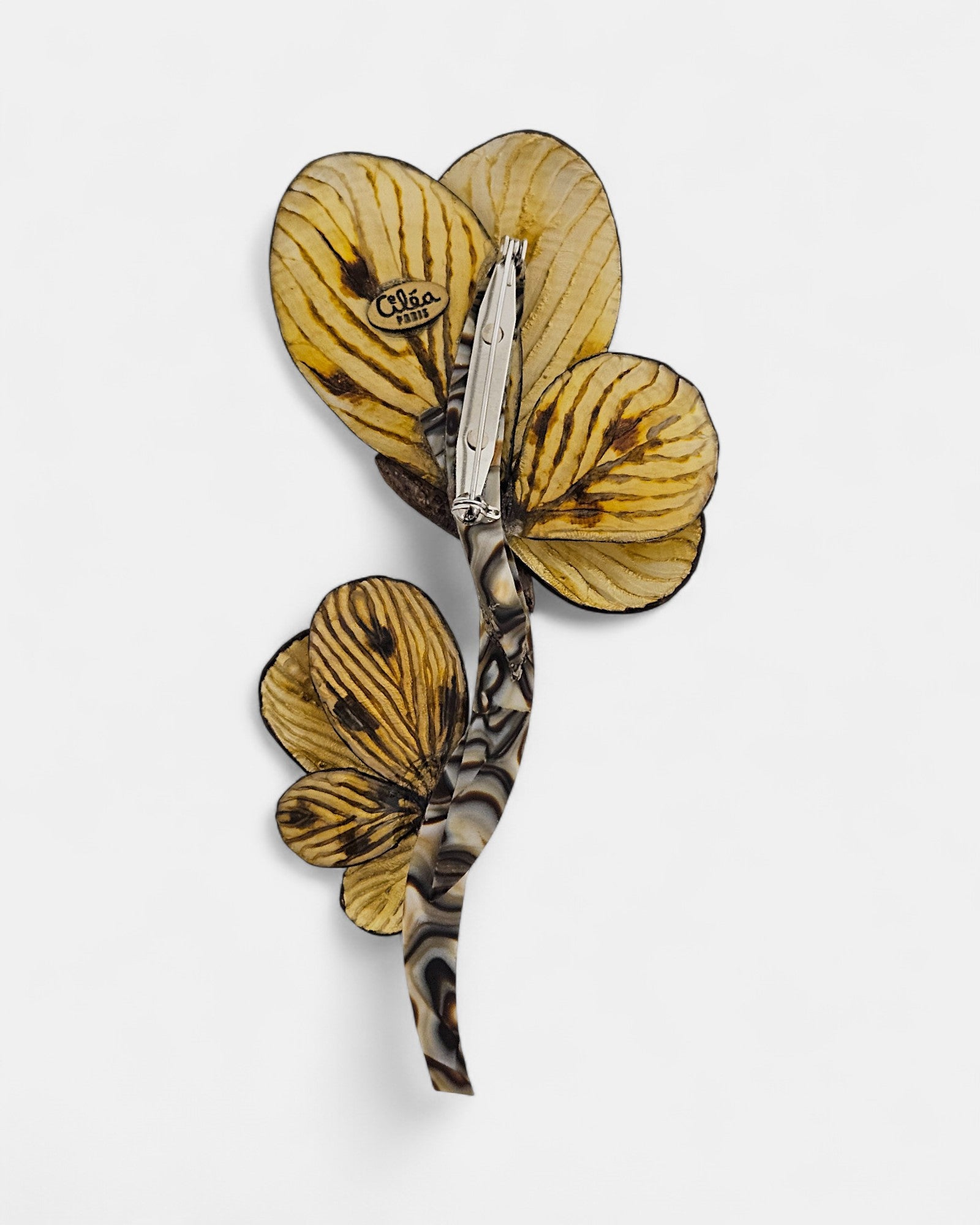 Broche Mamie en resina Ciléa