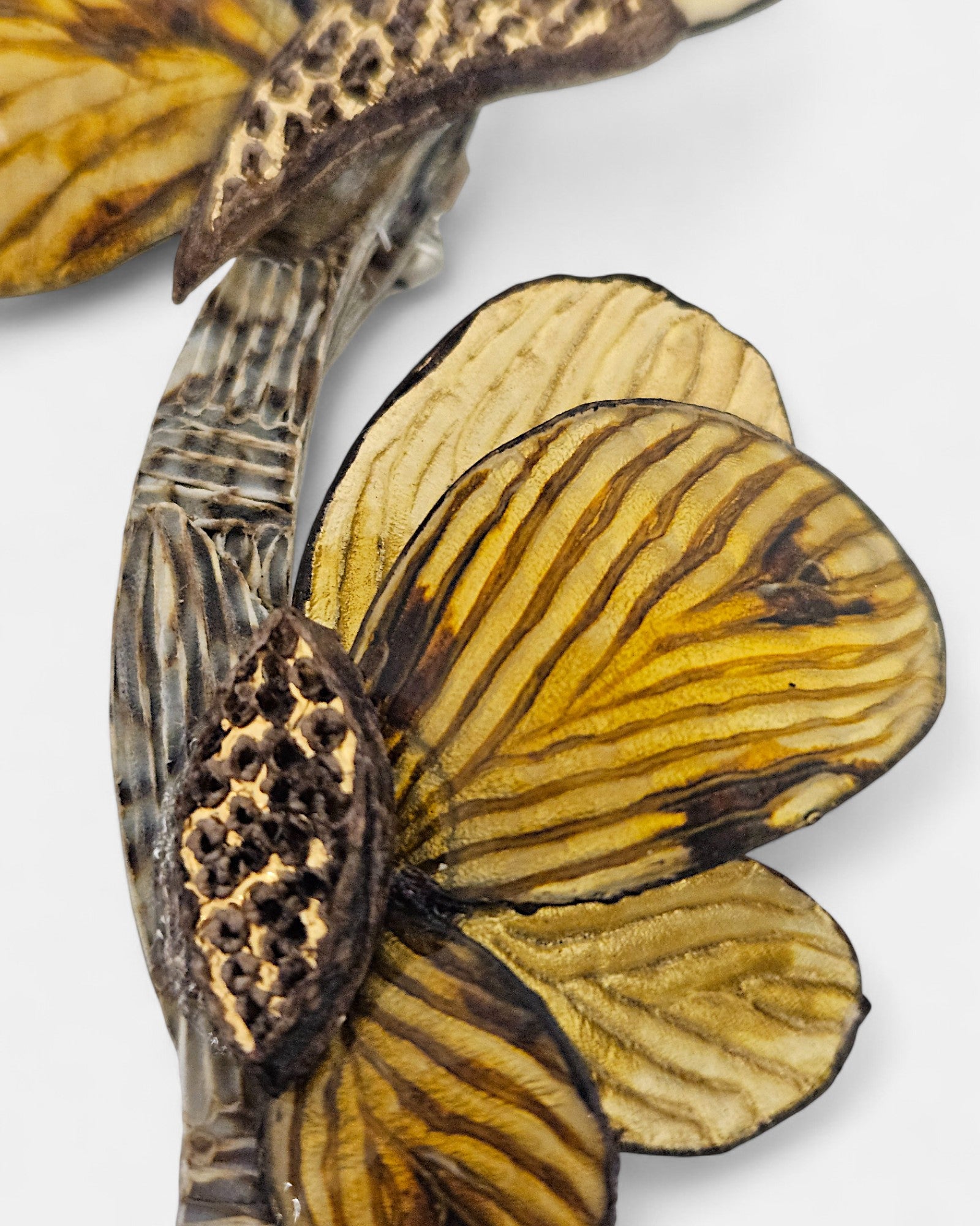 Broche Mamie en resina Ciléa