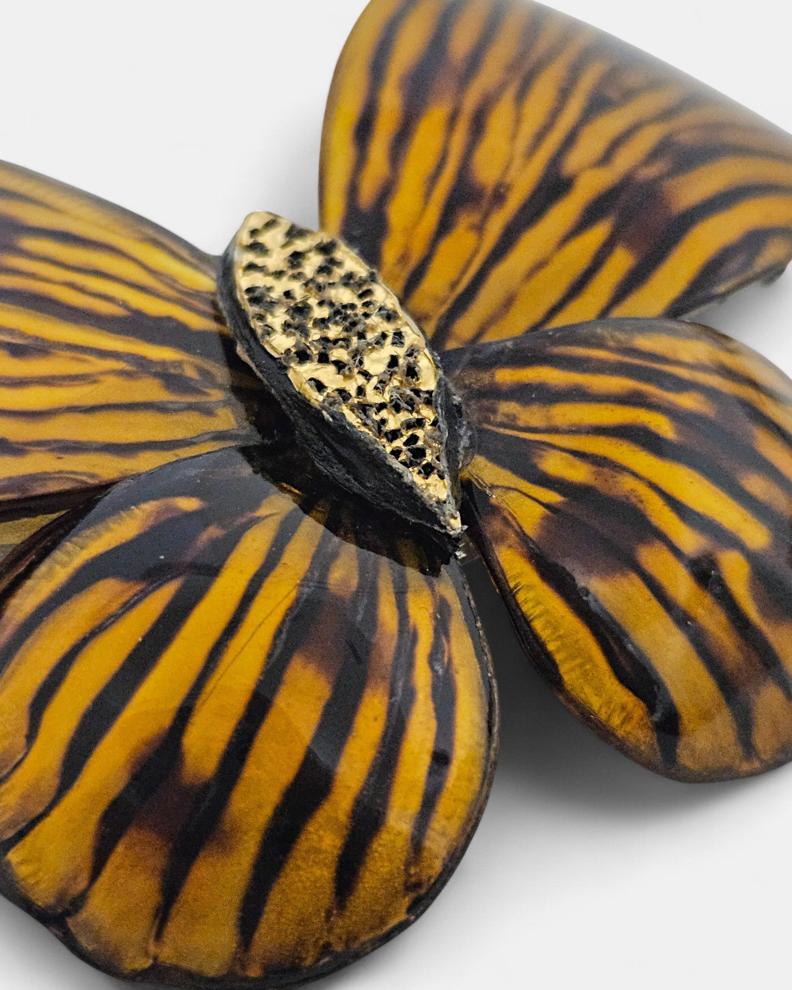 Broche en resina Papie de Ciléa