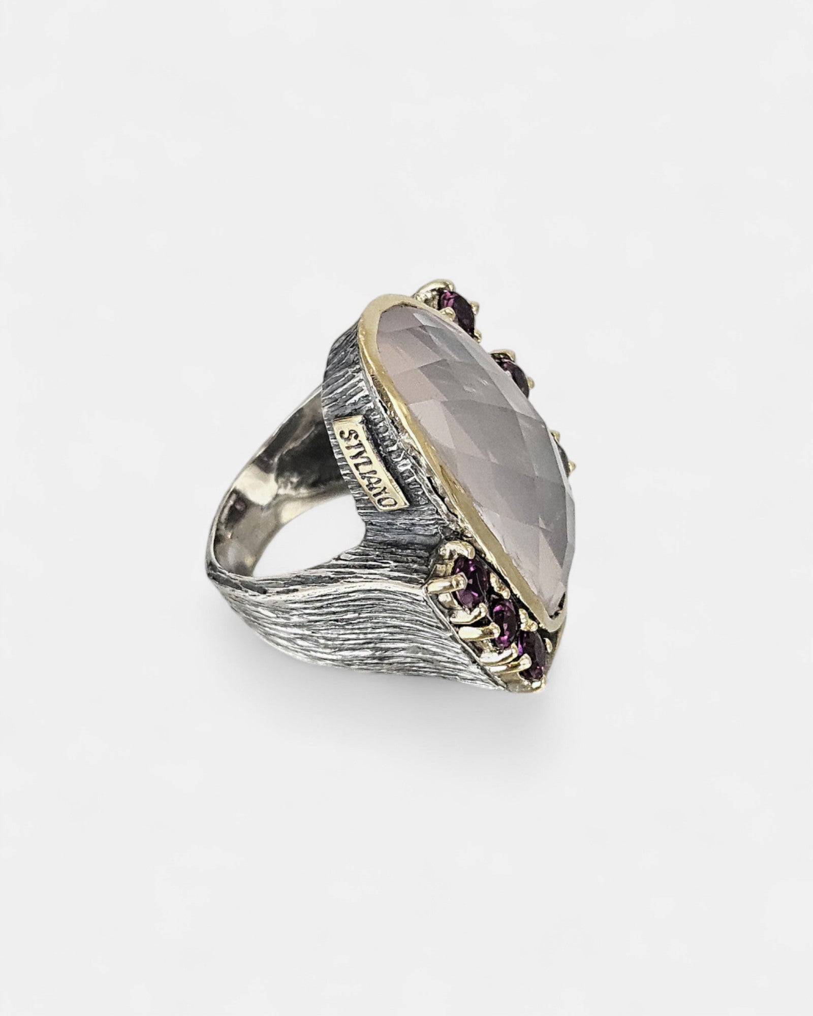 Sortija plata y cuarzo rosa con rodonitas Styliano