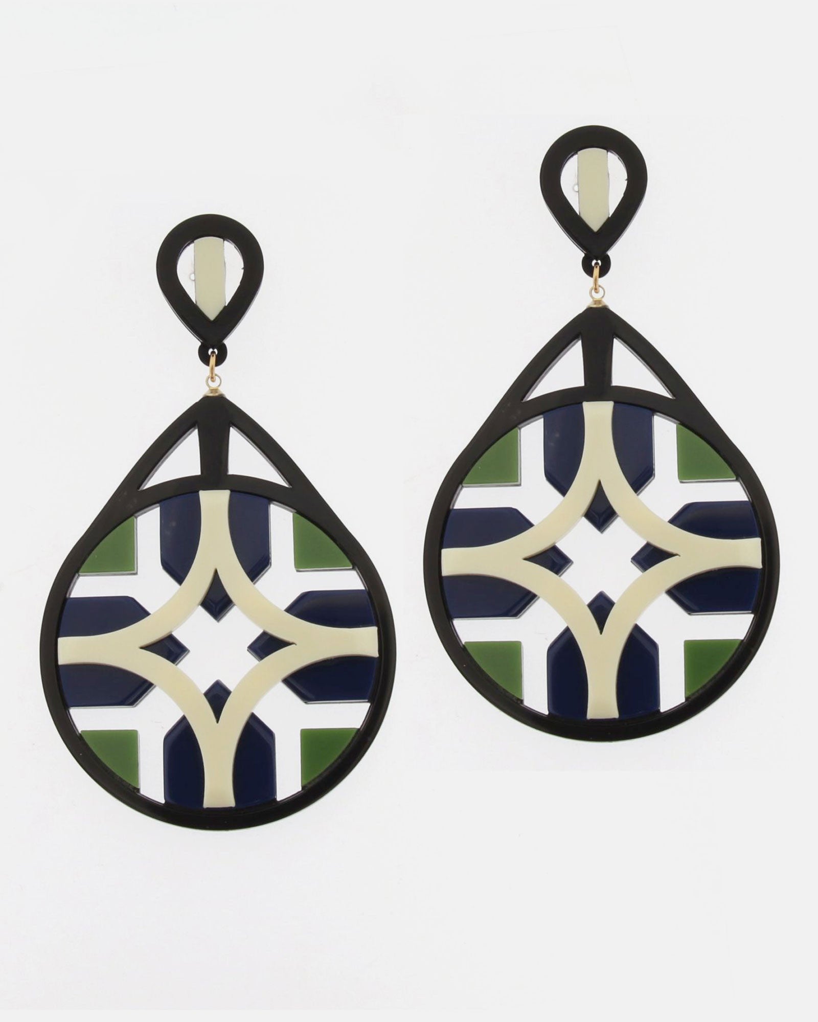 White Lattice Pendant