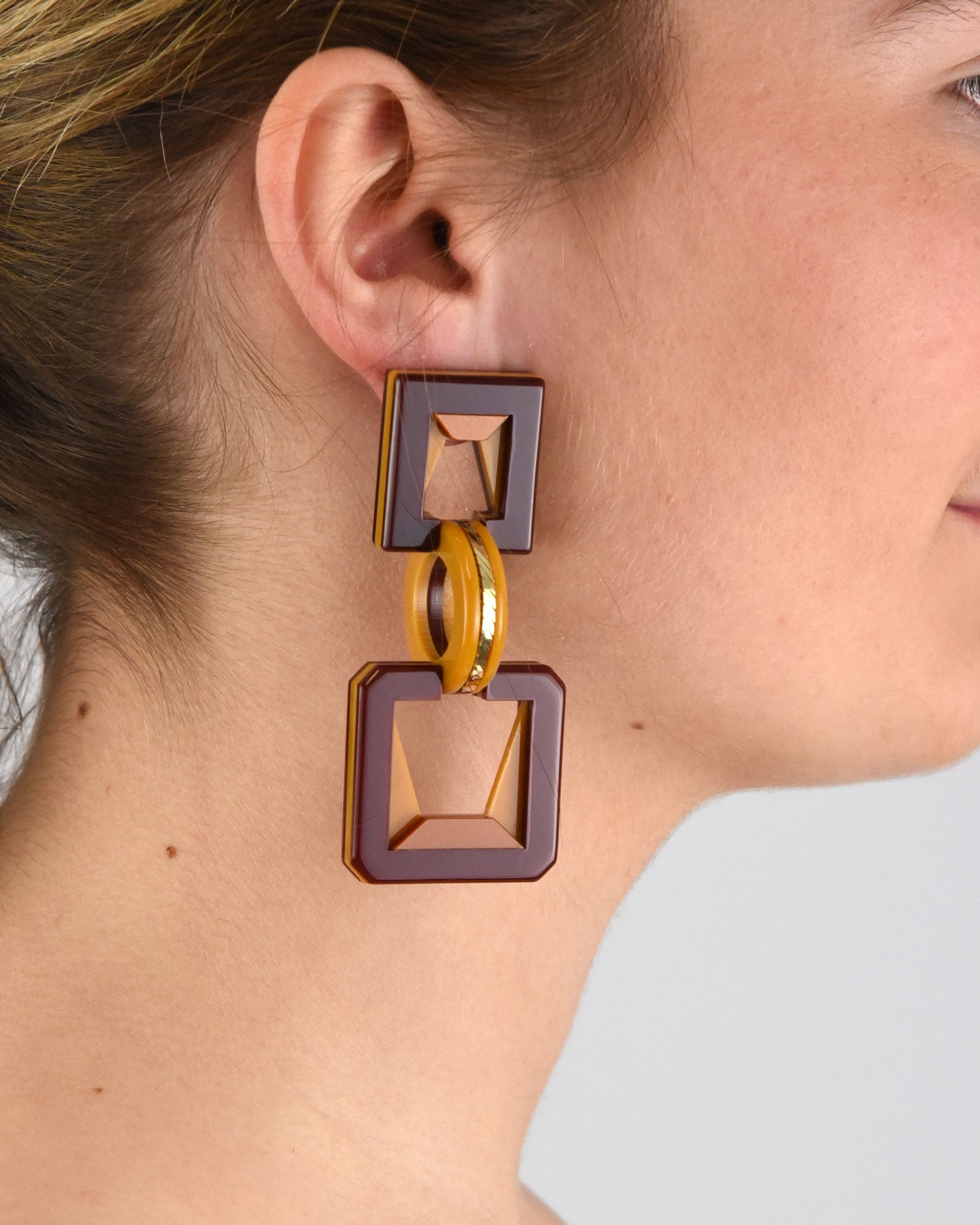 Pendiente Links marrón