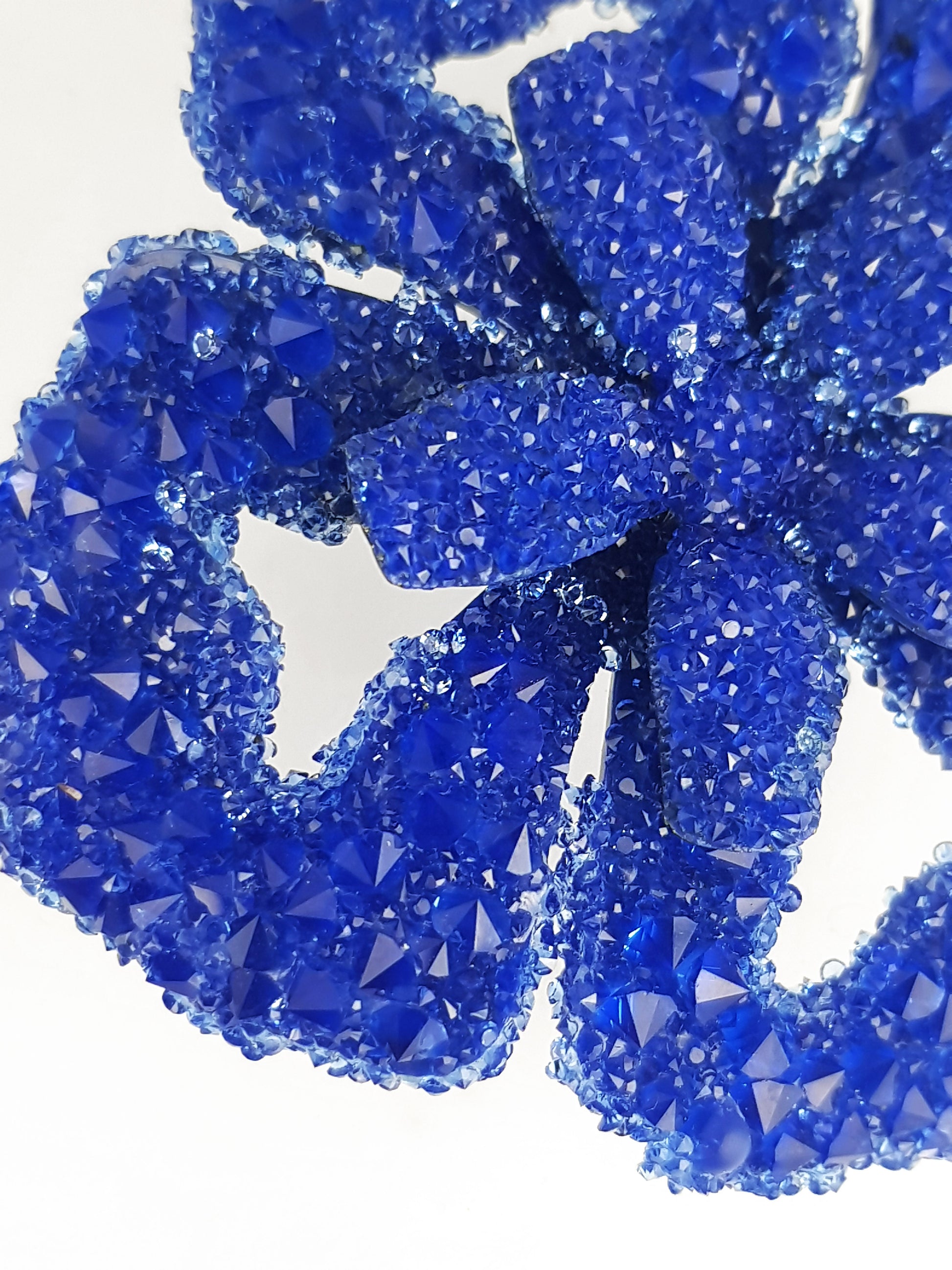 Broche swarovski azul klein