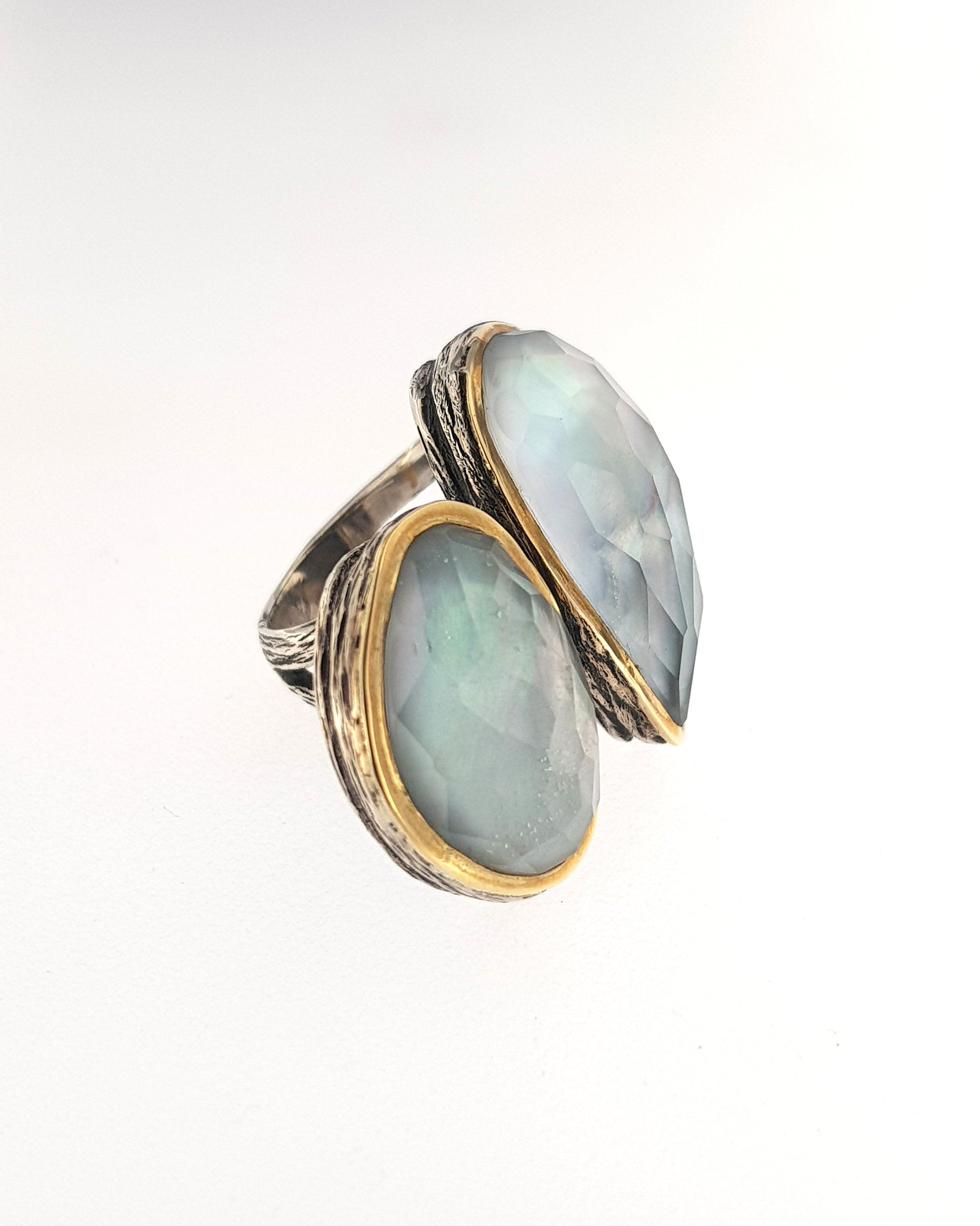 Anillo dobletes madreperla plata oro