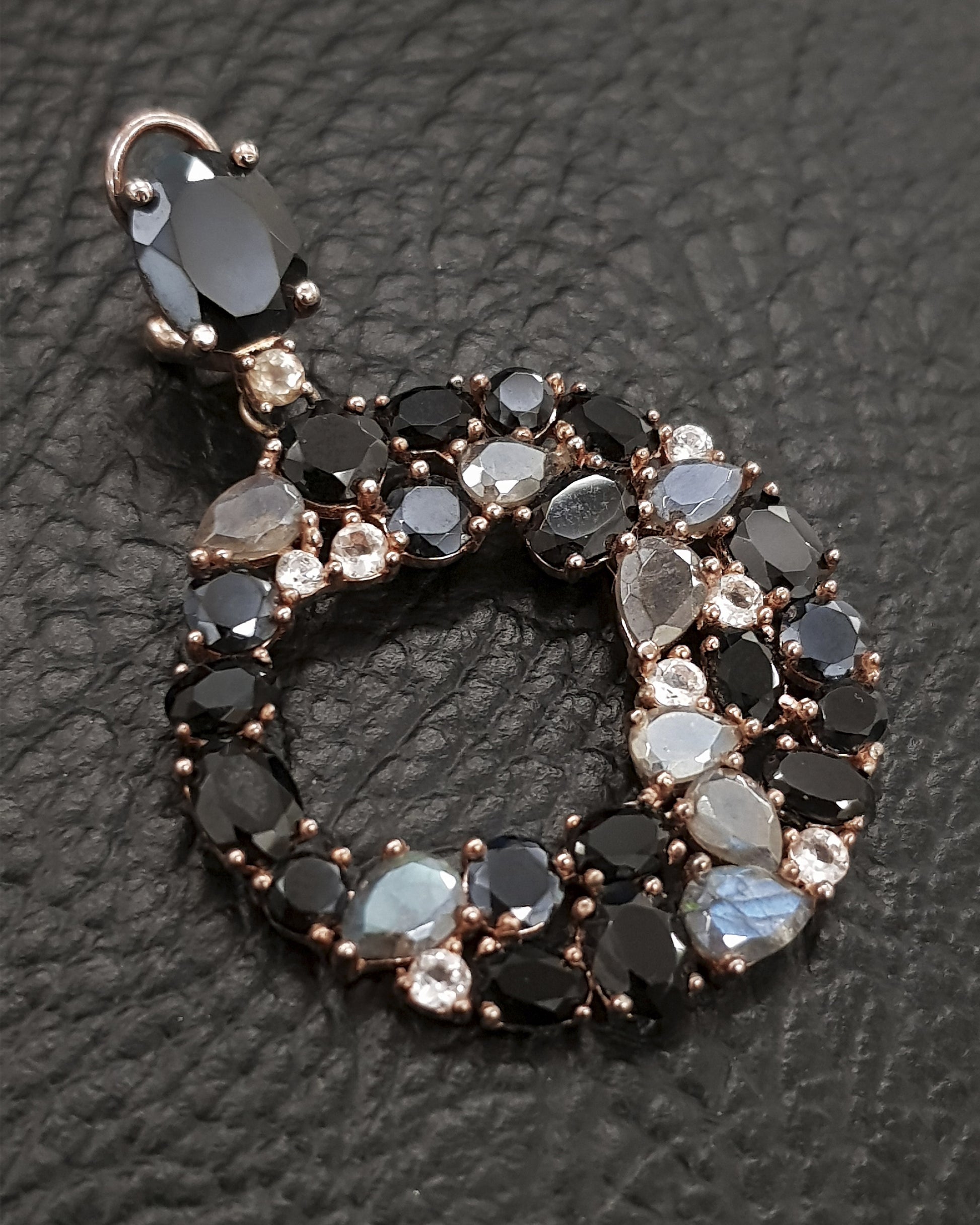 Pendientes plata, espinelas y labradorita