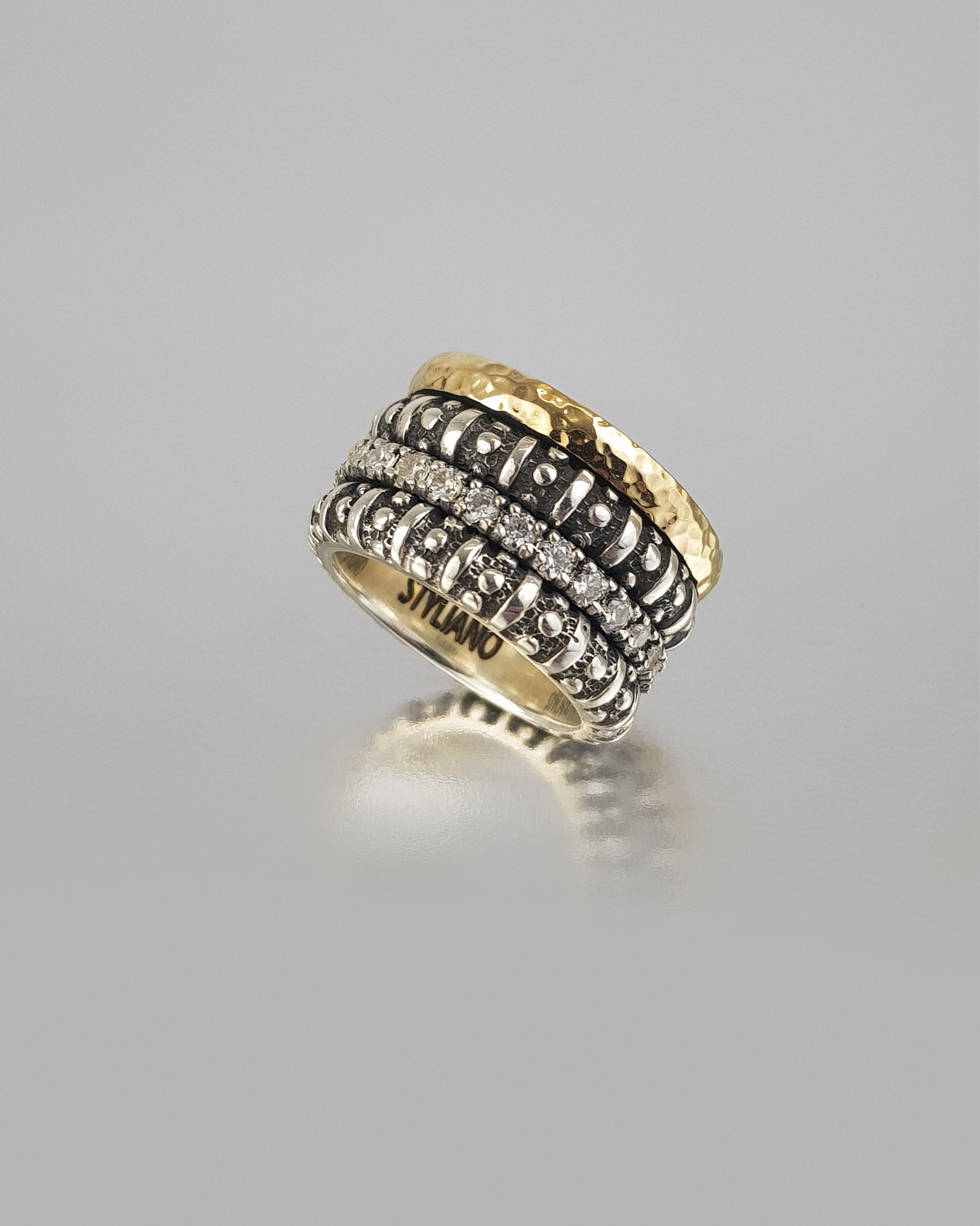 Anillo Bruni Styliano